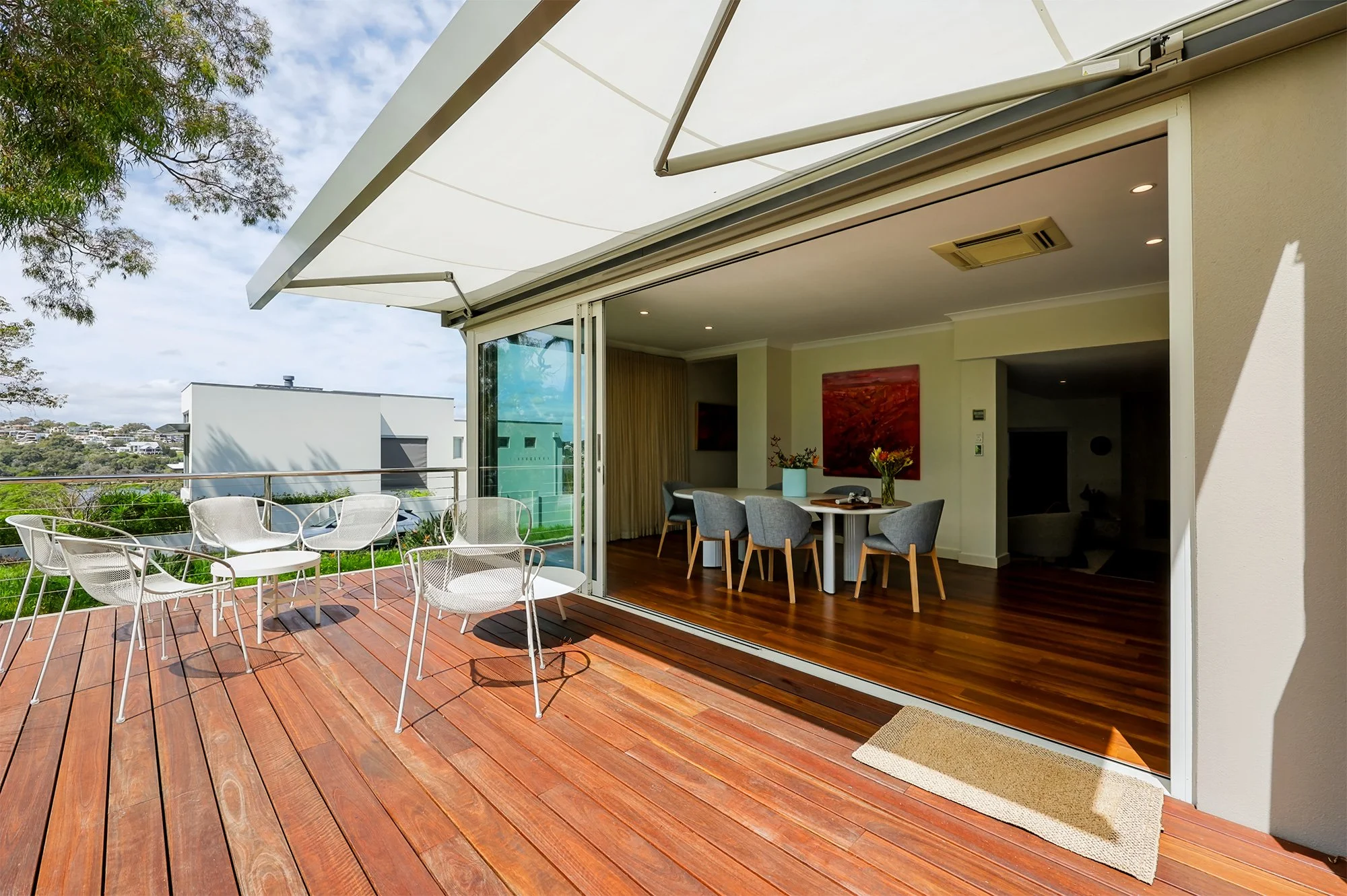 Mosman Park deck and living connection