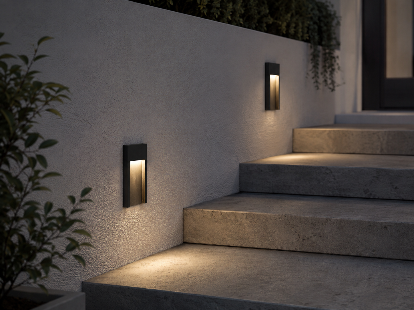 Wall lights in black