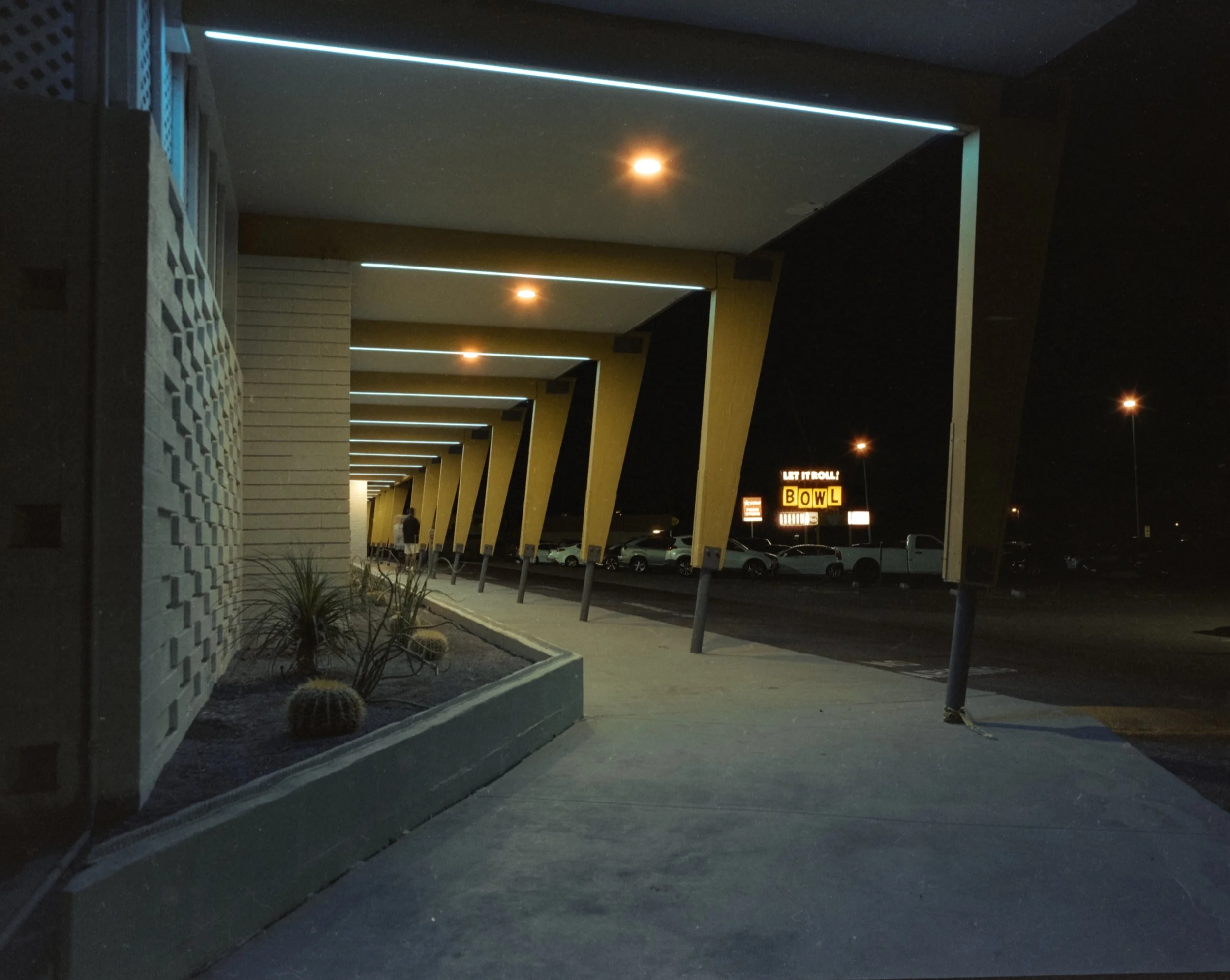 7-26-23 Cinestill 800t-003.jpg