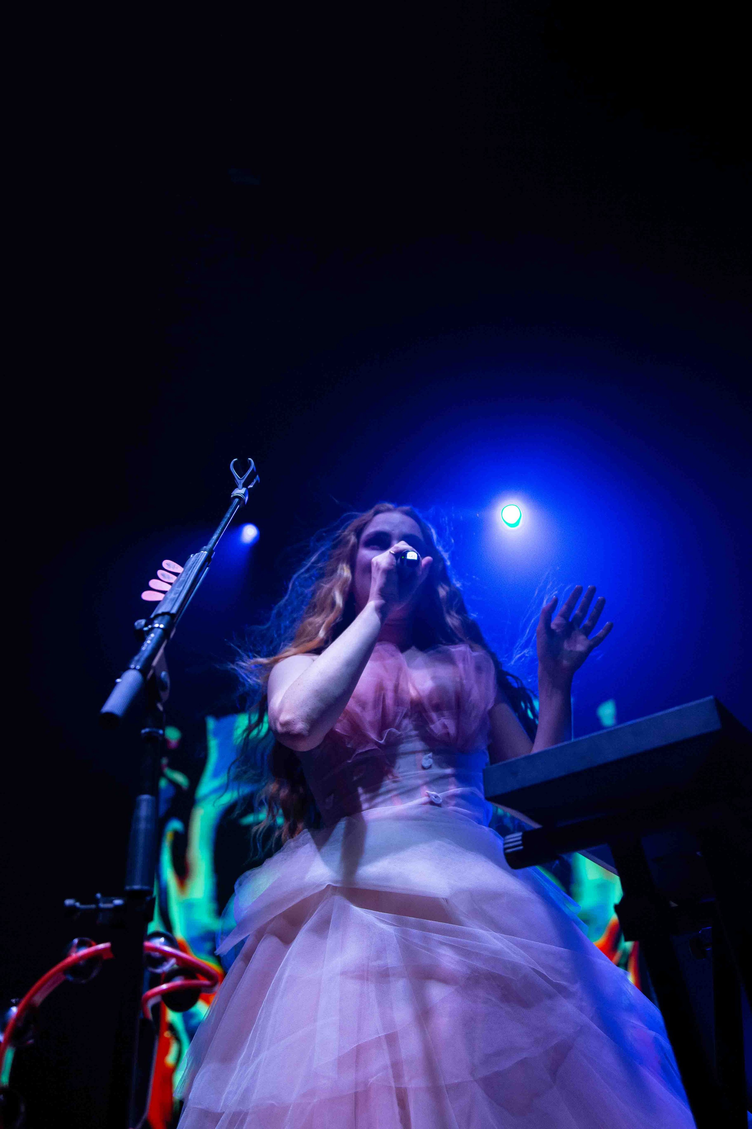 VERABLUE7.jpg