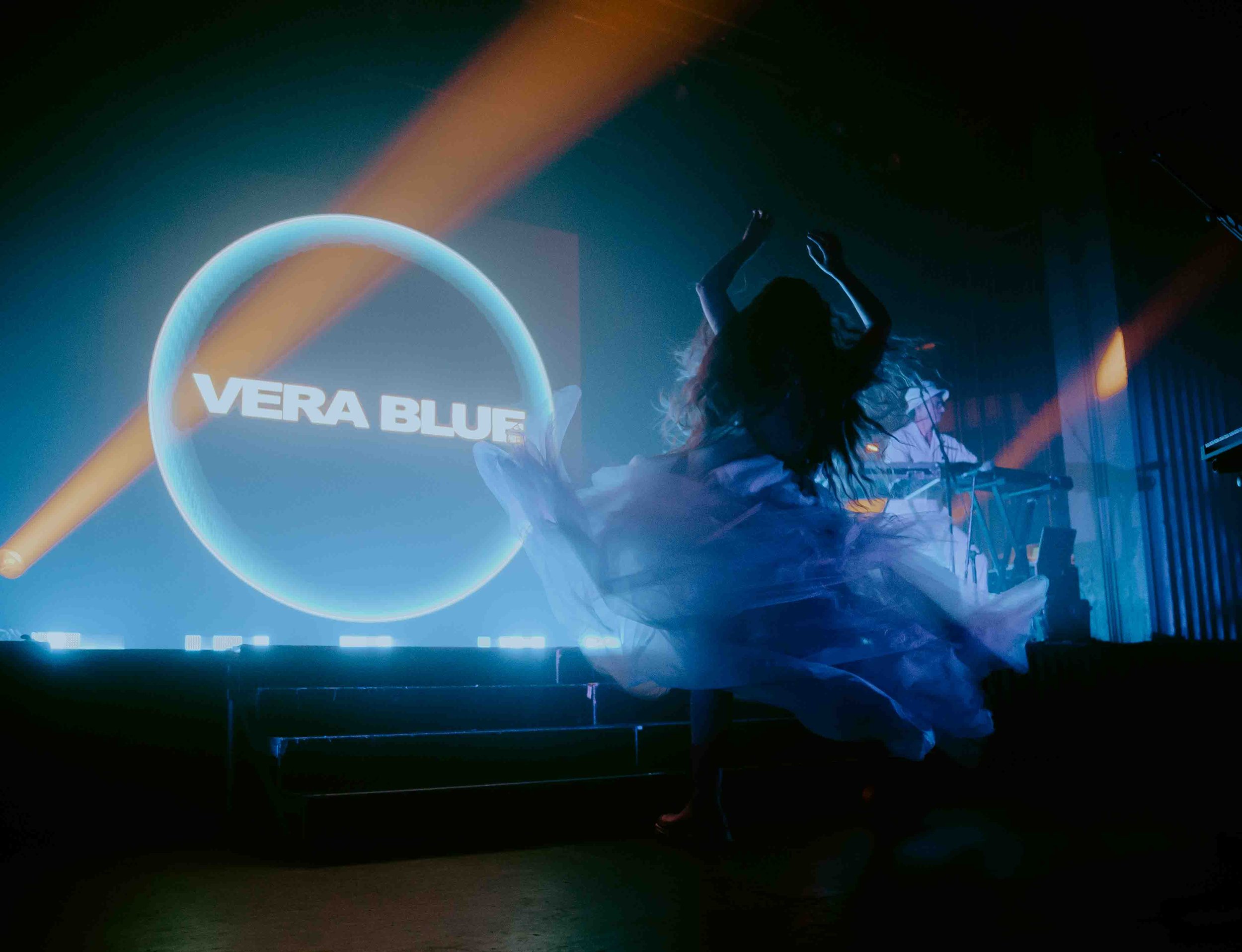 VERABLUE1.jpg