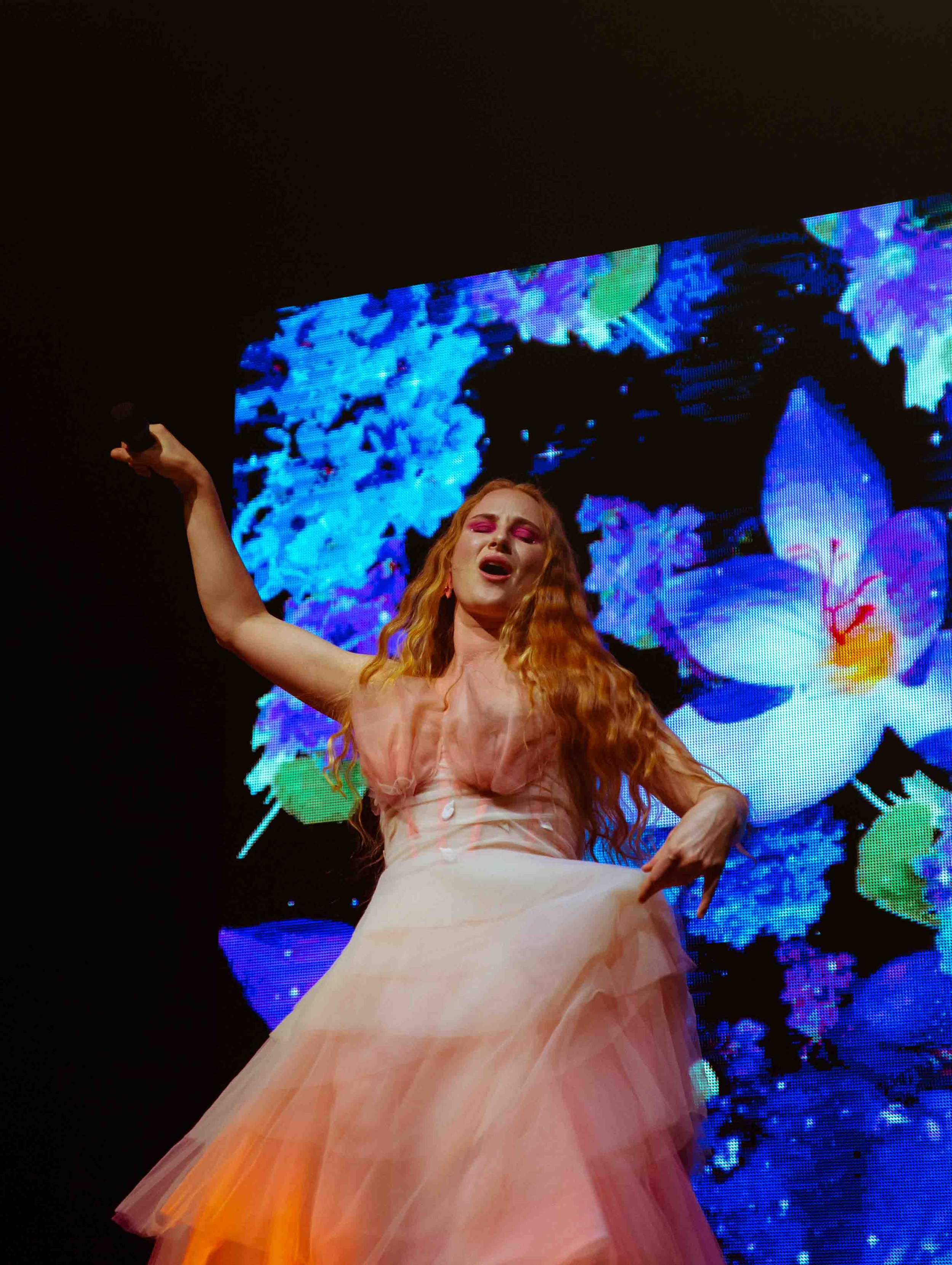 VERABLUE14.jpg