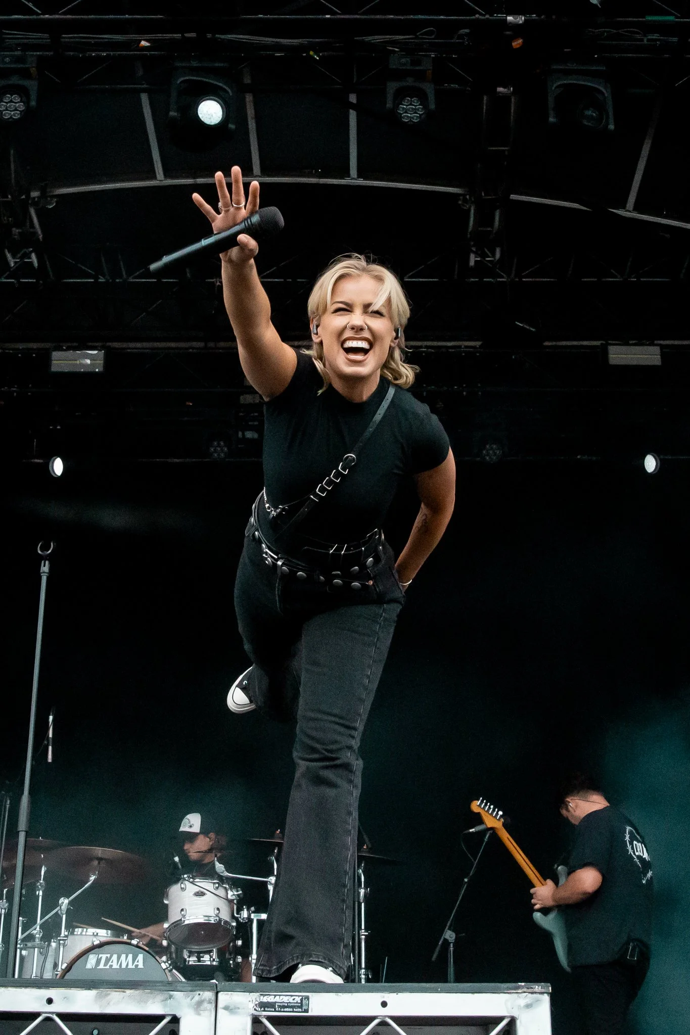 TONIGHT_ALIVE-22.jpg