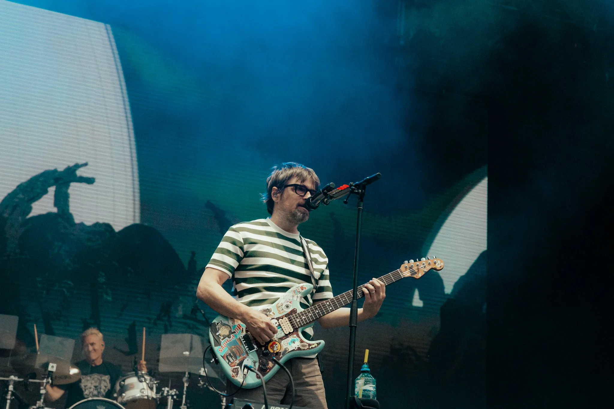 WEEZER-12.jpg