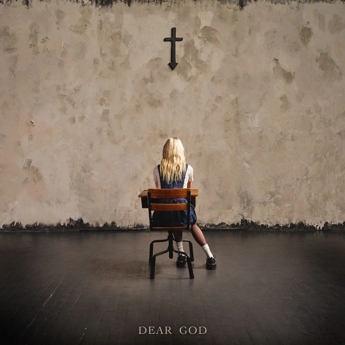 THE PRETTY RECKLESS RELEASE TITLE TRACK FROM NEW ALBUM ‘DEAR GOD’