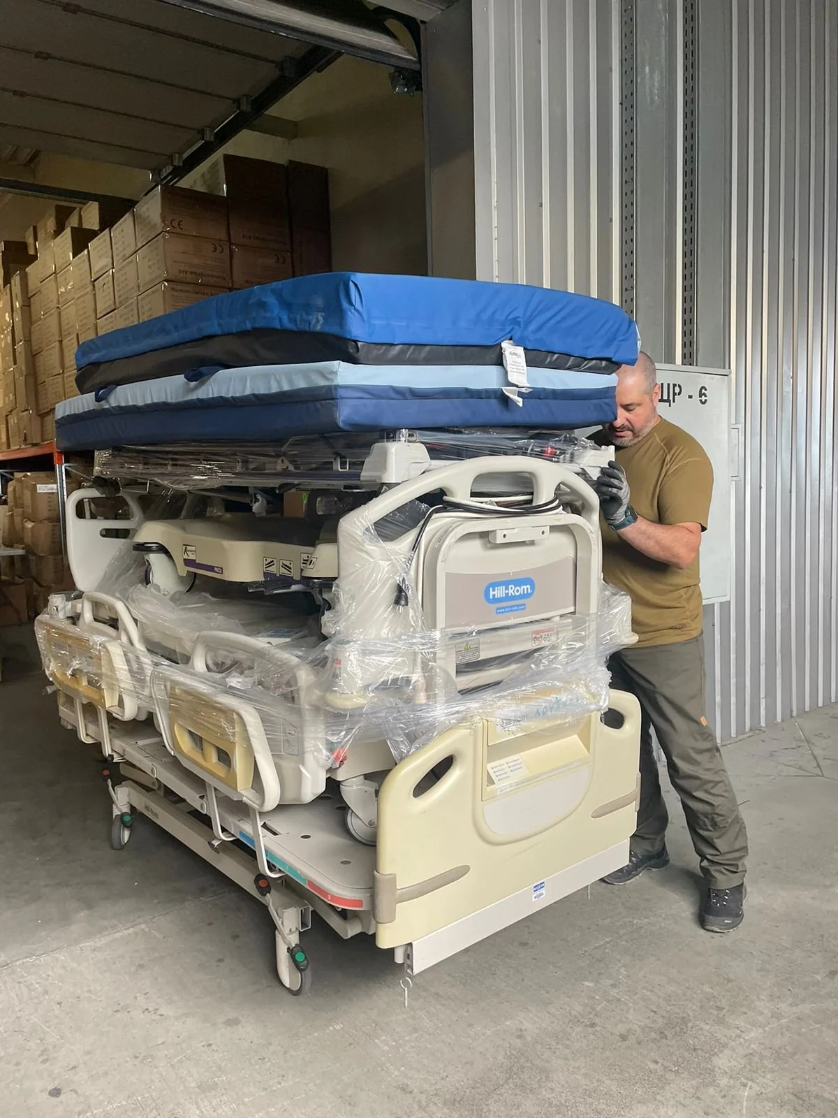 Medical Container Marathon Marathons 2024: Fritz, Joshua, David and Mika — Aid Pioneers e.V.