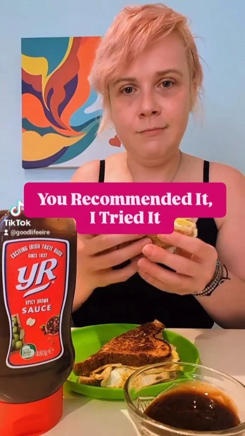 You recommended YR Spicy Brown Sauce, and I tried it!
I had it on an egg and cheese sambo and it was really nice! Not sure I would call it 'Spicy' though, just really vinegary.
Can't wait to try it with a sausage roll next 😋
#americanabroad #ir