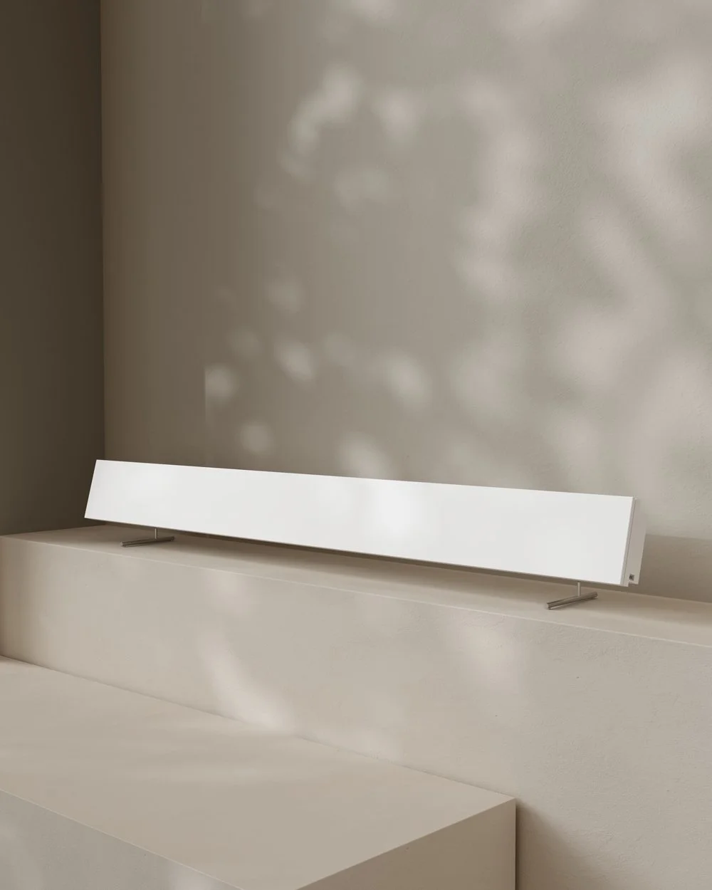 C-4-1_SOFTPACK_STANDING_WHITE_SCREEN_SIZE_1.jpg