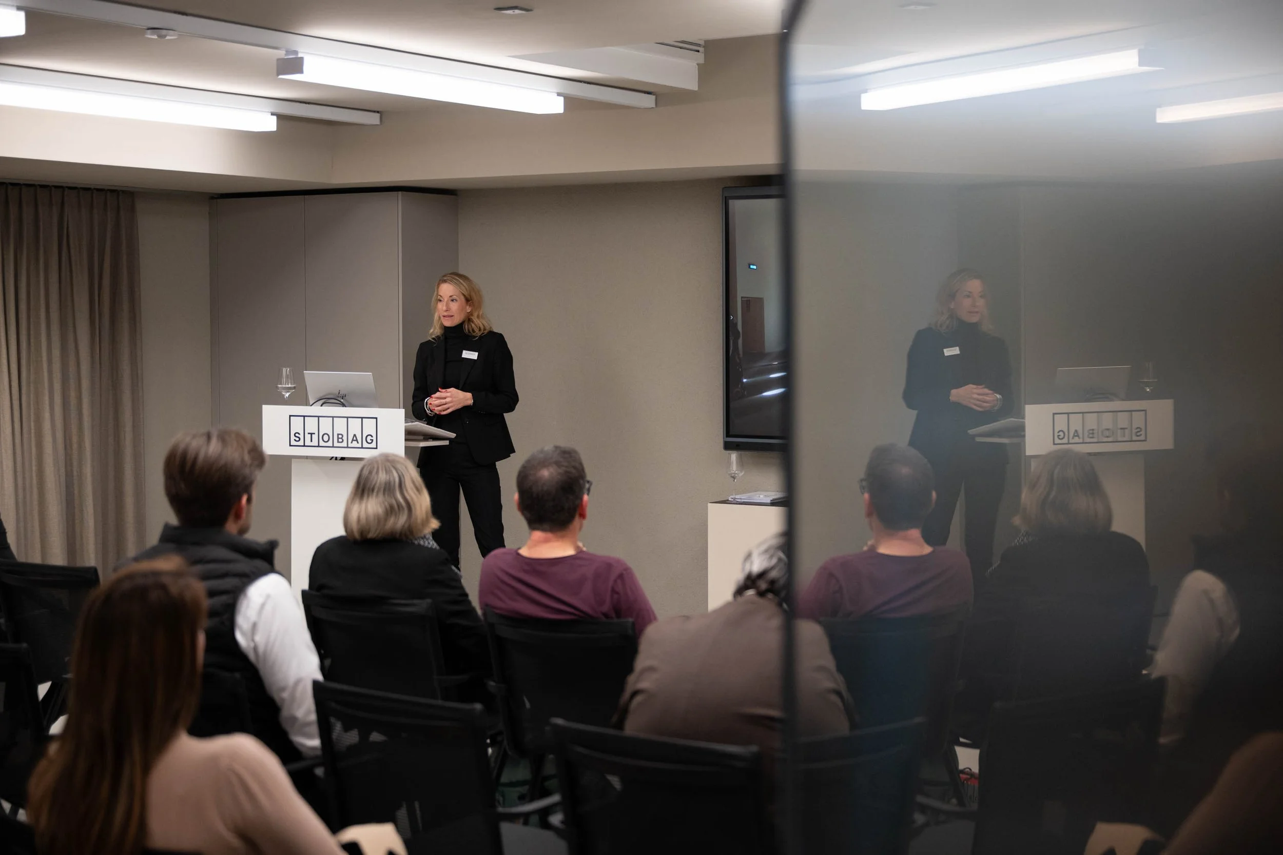 stobag-architekten-event-041125-gt-web-160.jpg