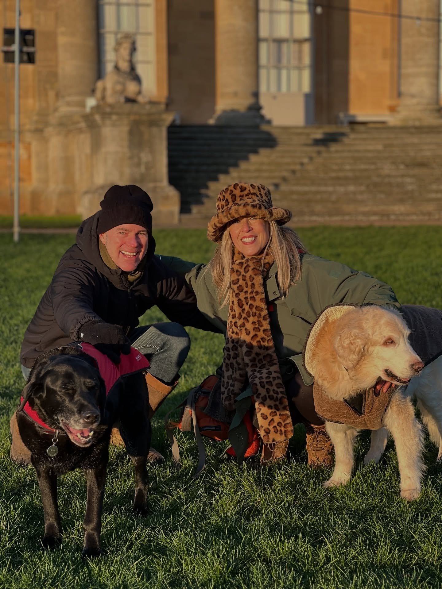 Happy Christmas everyone! 🎄I hope you all had a safe and lovely time. We are so incredibly grateful for our fabulous friends, family and our gorgeous animals&hellip; 💝 

We have had an emotional month&hellip; saying goodbye to my dear, brilliantly 