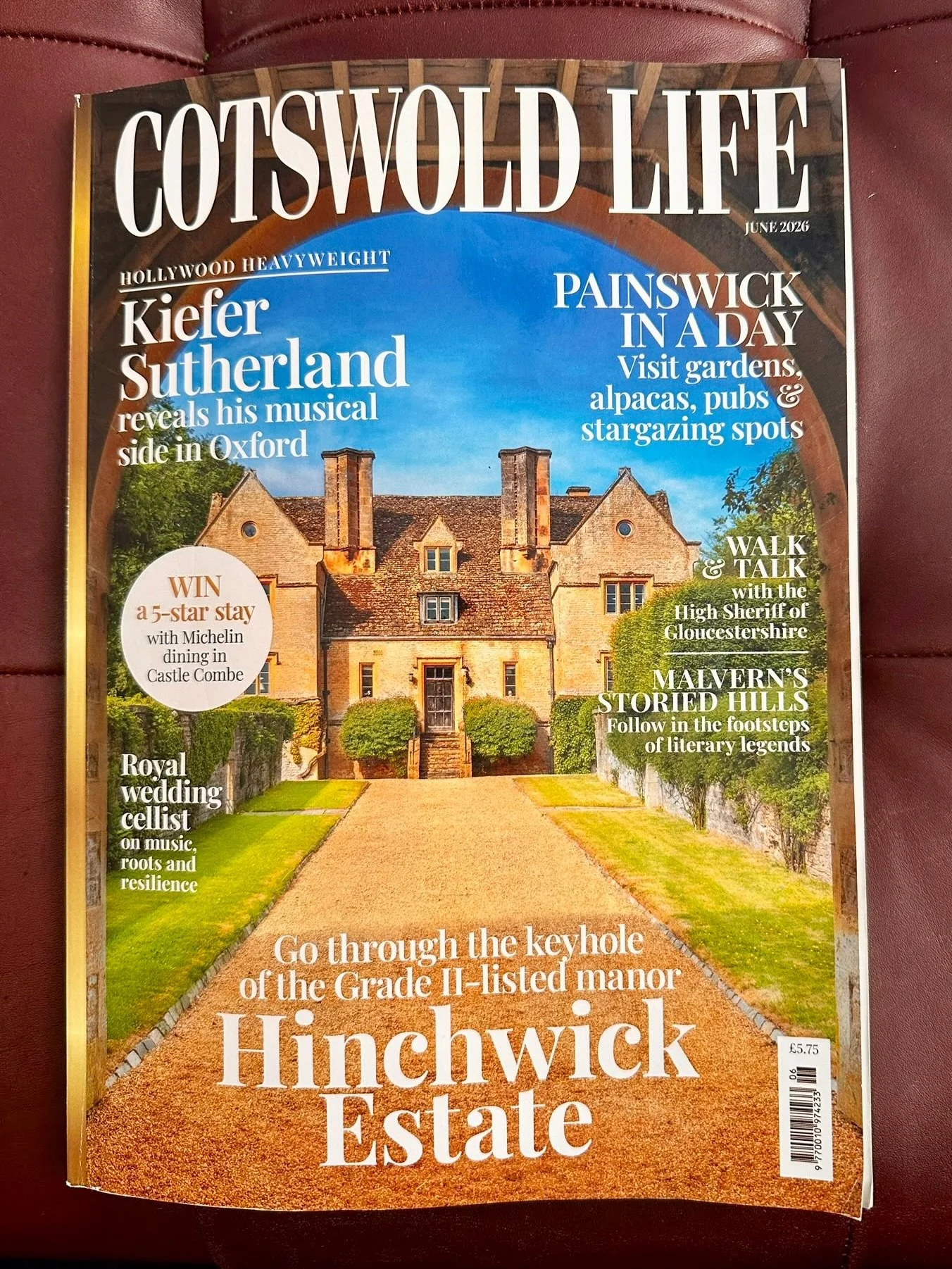 I&rsquo;m very appreciative to be mentioned in @cotswoldlife June Magazine edition 🙏 

Cotswold Life Magazine - June 2026

&ldquo;And bringing a touch of international acclaim to the local scene, award-winning artist Min Reid has moved her studio to