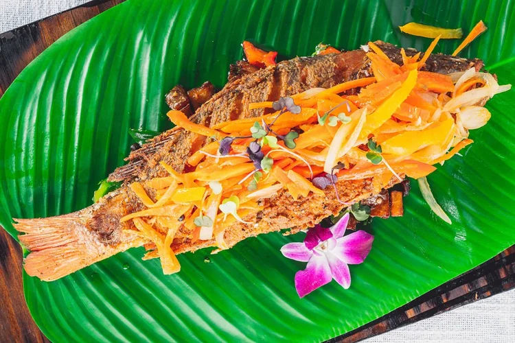 Bellos Lounge & Restaurant