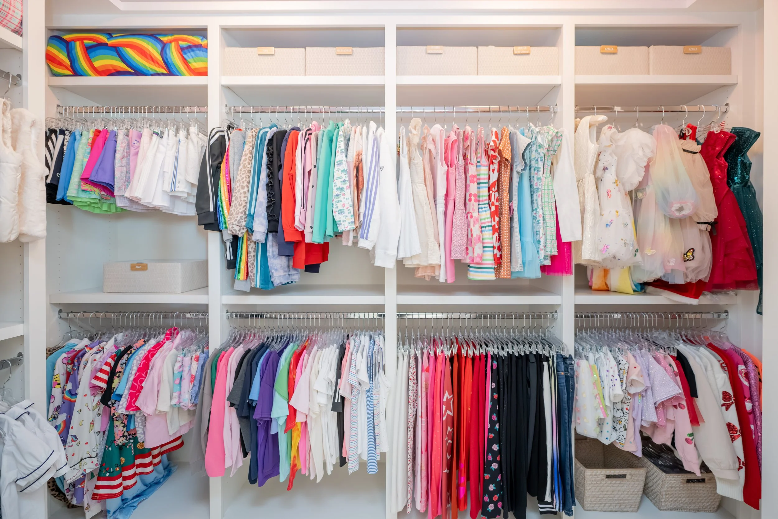 Professional-home-organizer-girls-closet.jpg