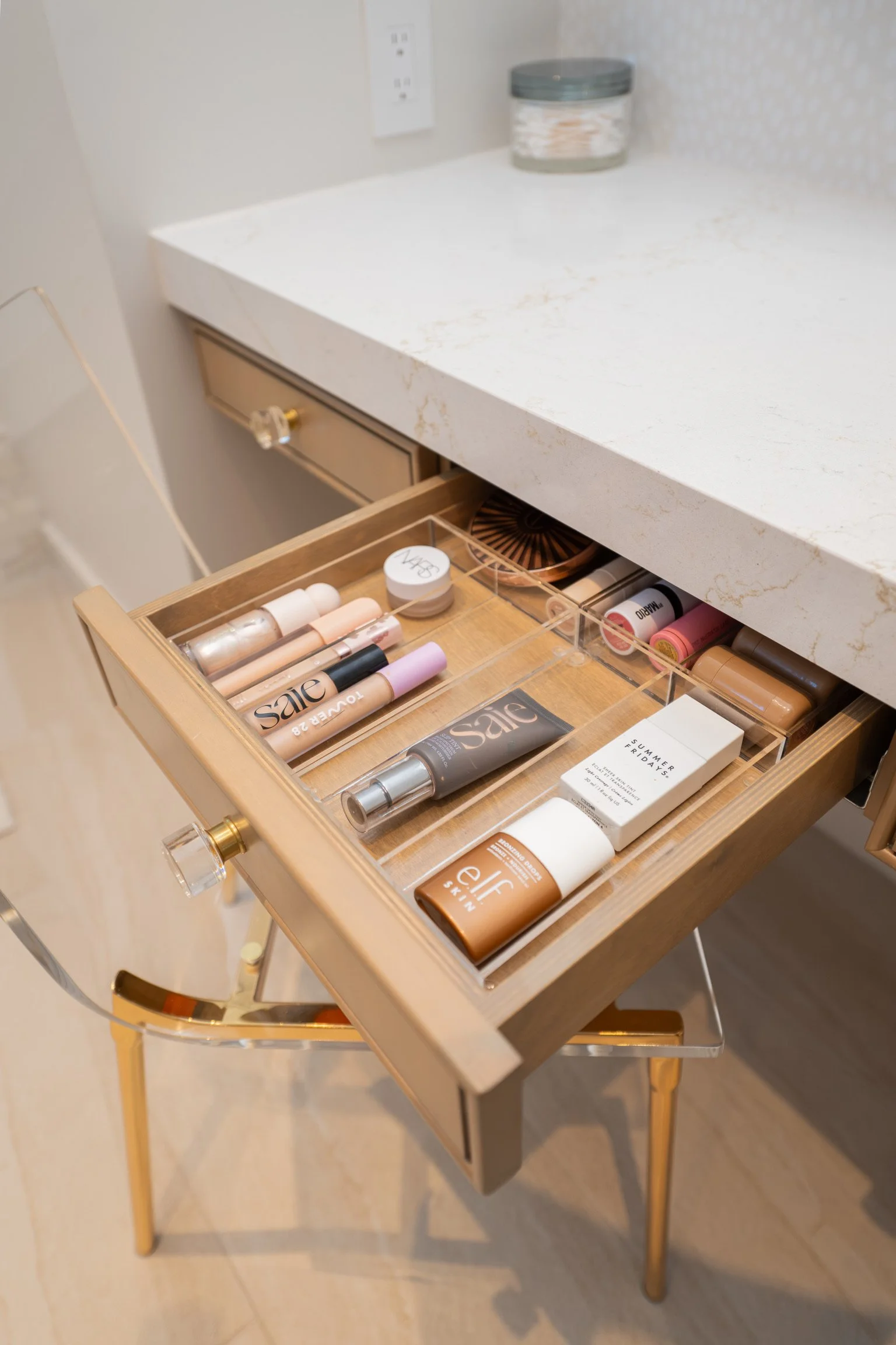 organize-teen-bathroom-west-austin-tx.jpg