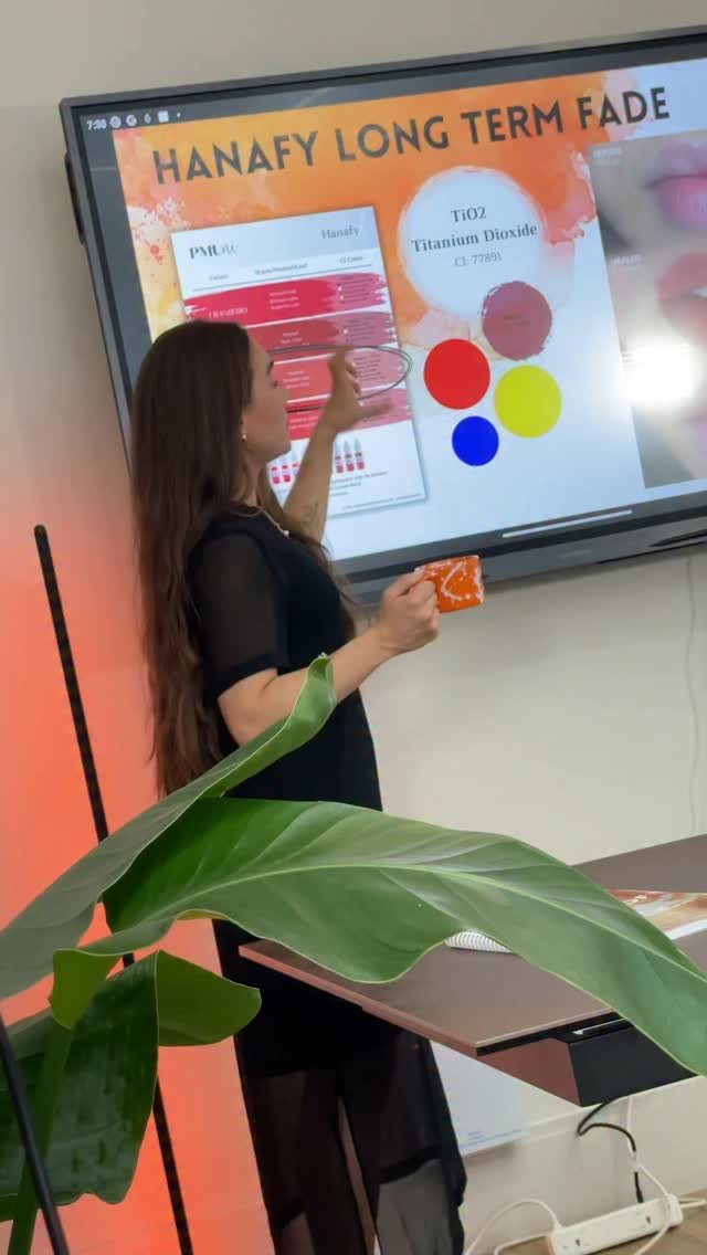 Troubleshoot Webinar Replay will be on the PMUni Platform tonight for those members that couldn’t make the live event Monday night 🧡☝🏽😍
It’s a good one! Members you will find this under the new section WEBINAR REPLAY > colour &
