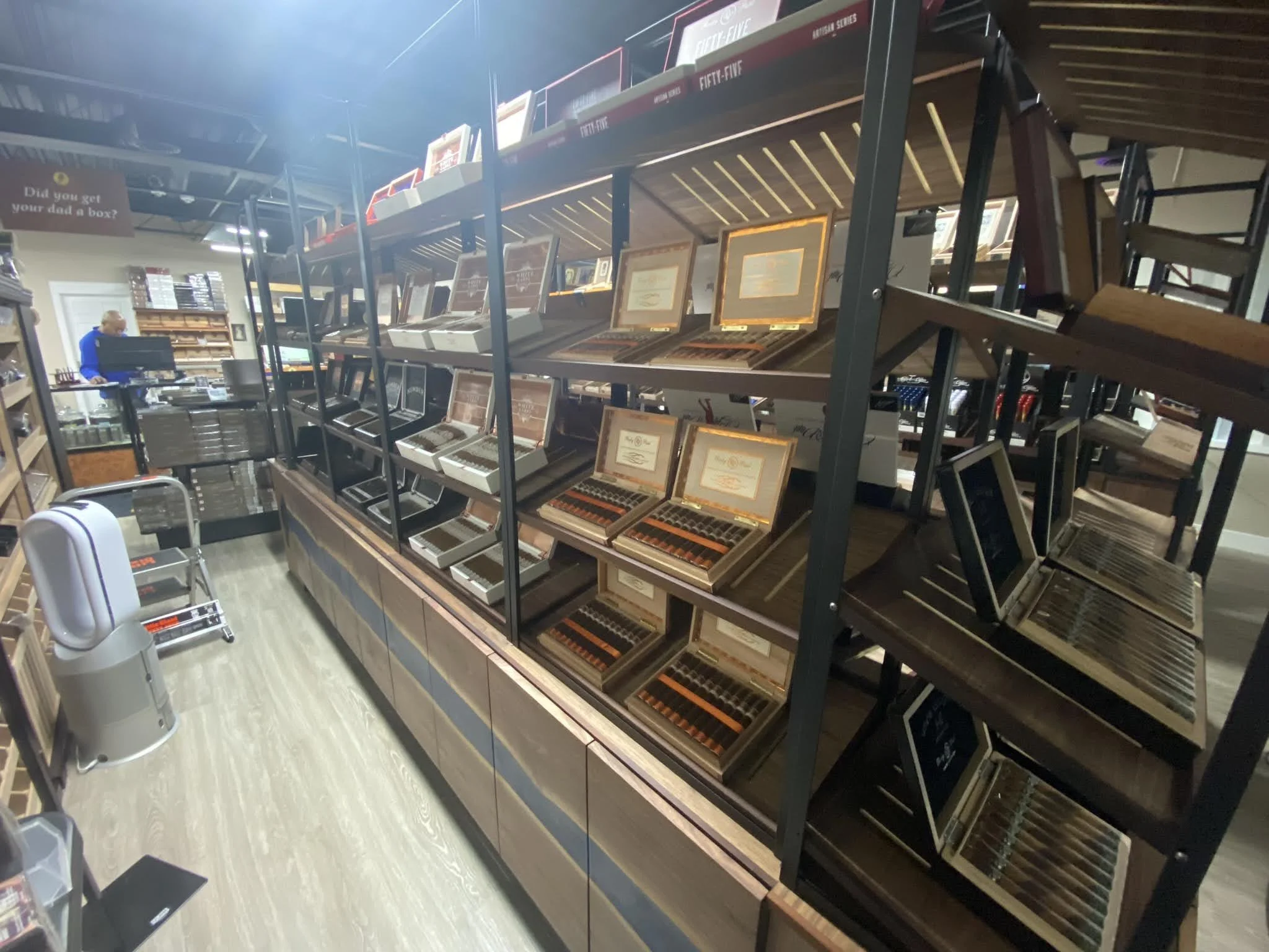Custom retail store cabinetry - Cigar Chief