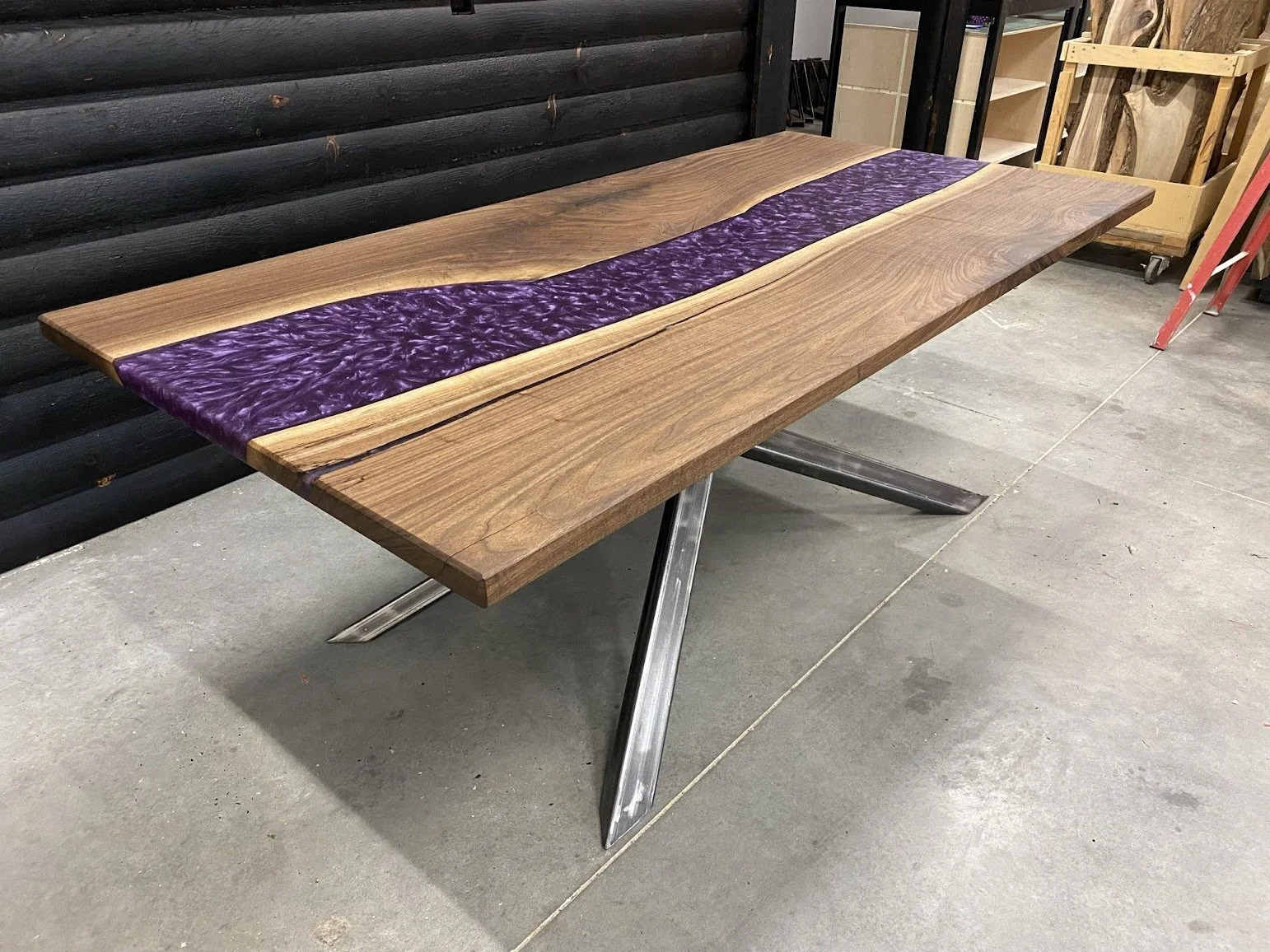 Spiderbase-walnut-purple-metallic.jpeg
