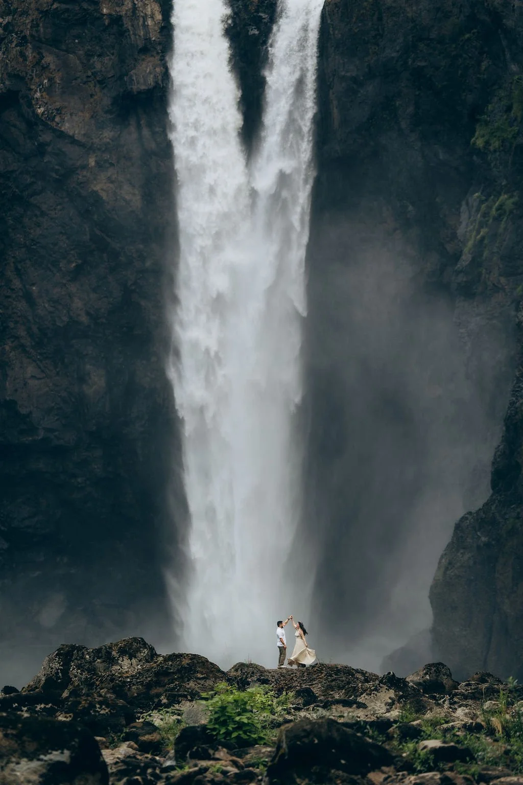 Twelve Best Locations for an Elopement in Seattle