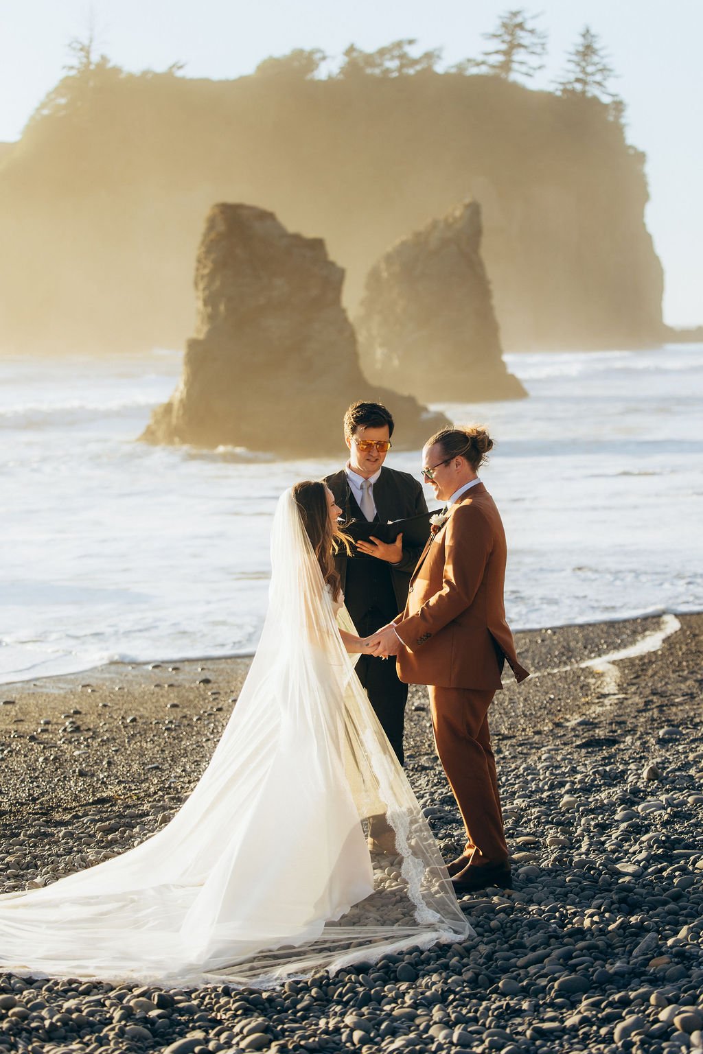 Adventure Elopement in Olympic National Park | The Ultimate Guide 2026