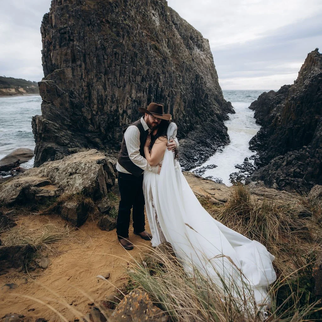 seal-rock-beach-newport-oregon-elopement.jpg