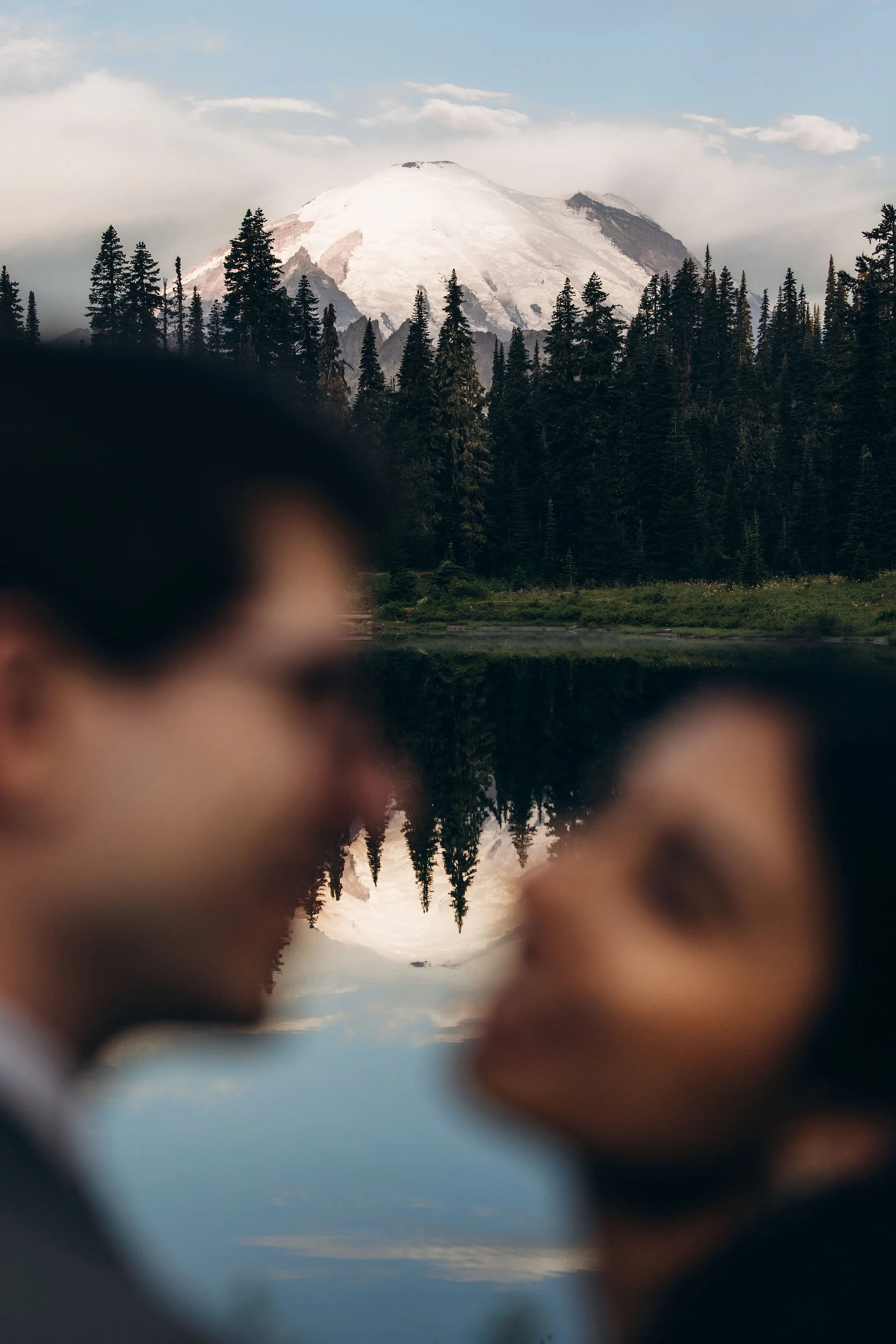 tipsoo-lake-sunrise-elopement-mount-rainier-reflection.jpg