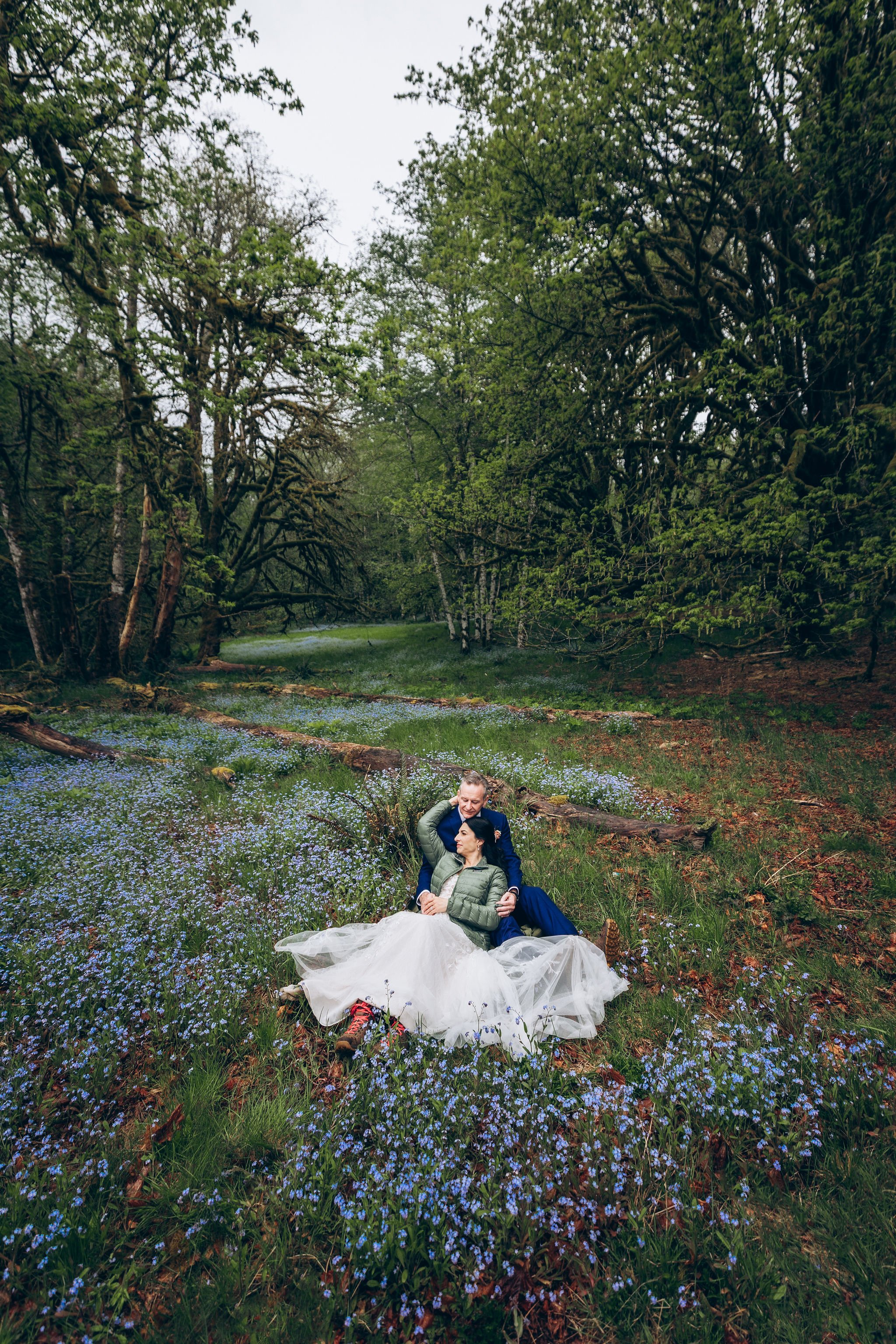 olympic-national-park-meadow-elopement-spring.jpg