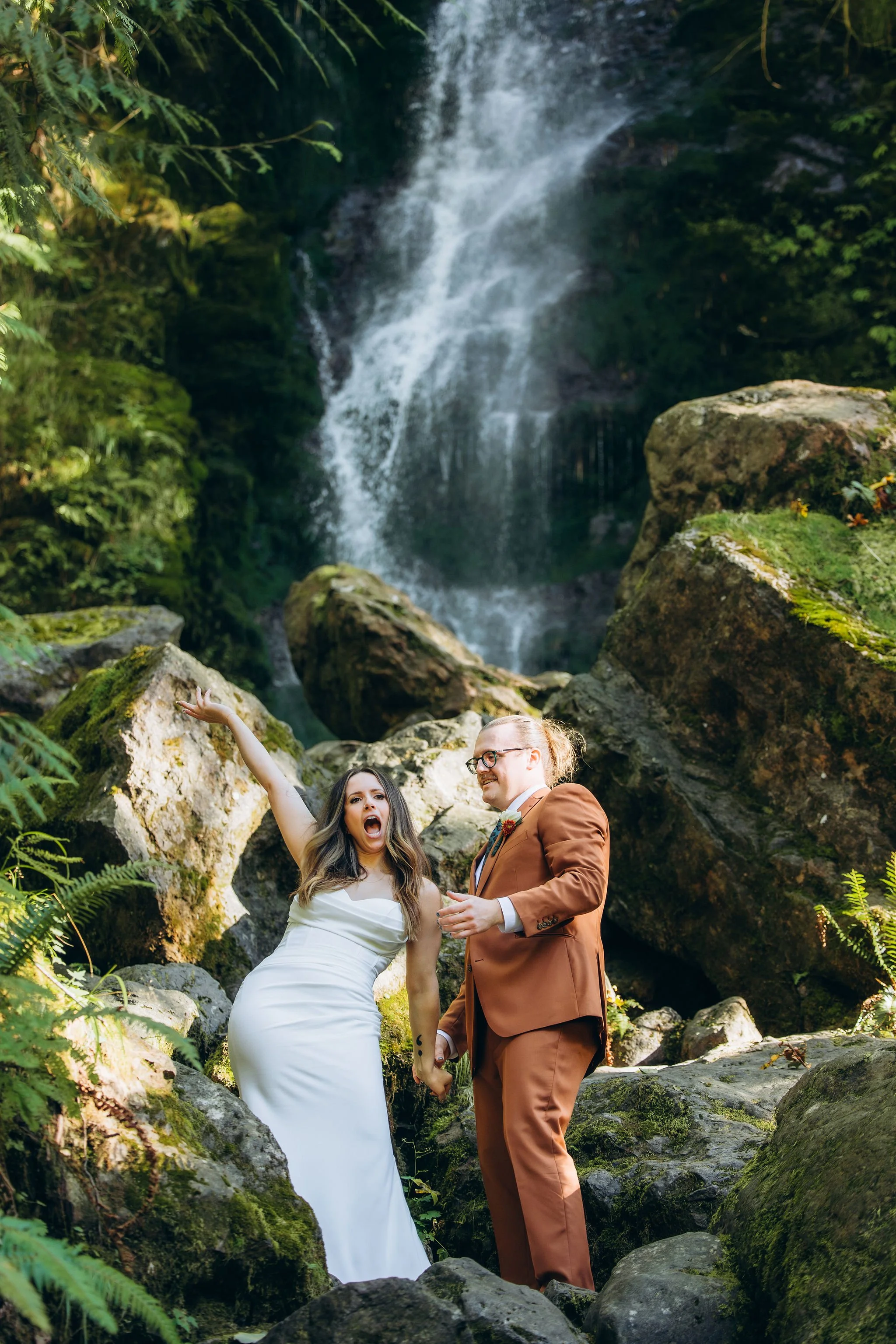 merriman-falls-olympic-national-park-elopement.jpg
