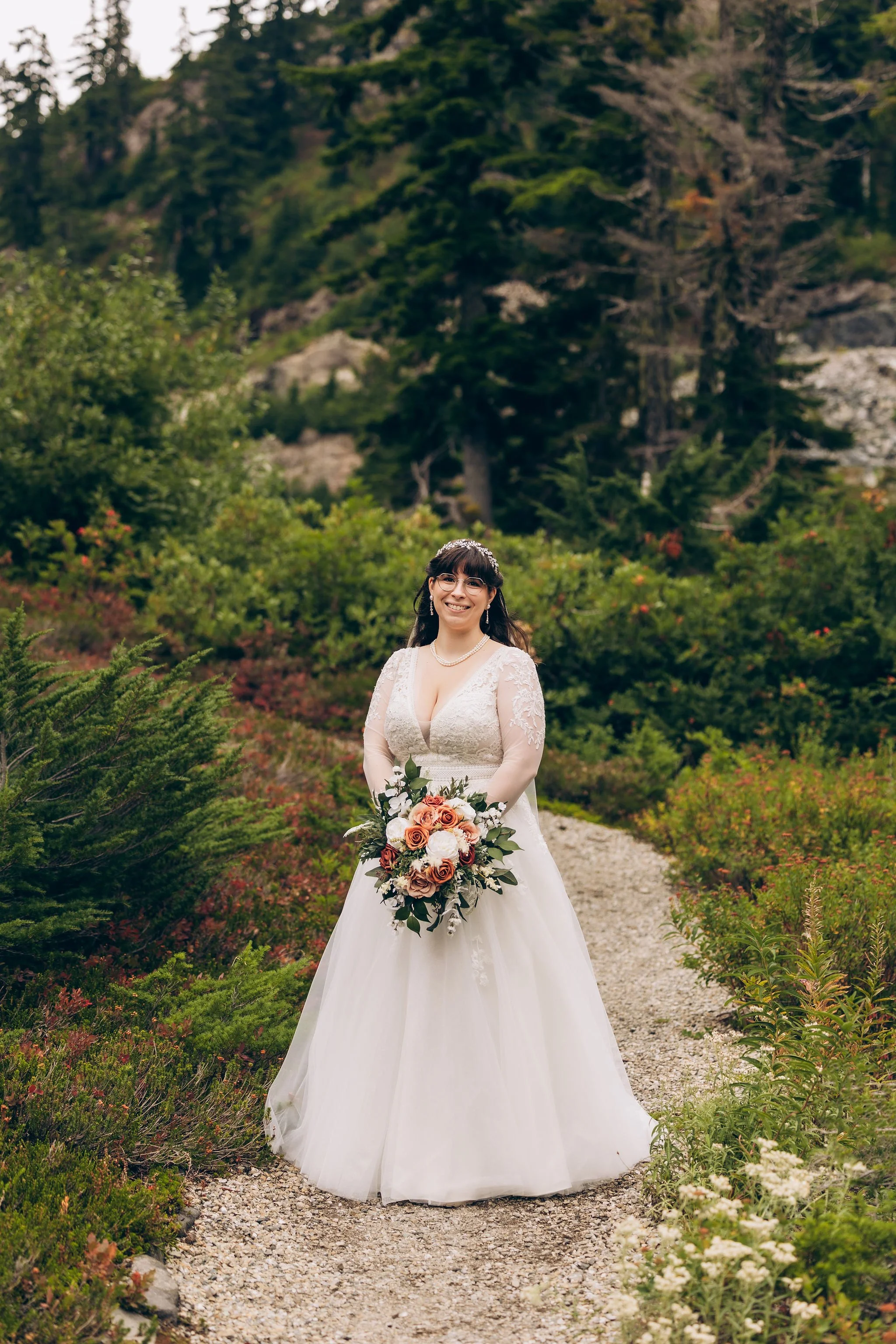 long-sleeve-fall-elopement-dress-mountain-wedding.jpg