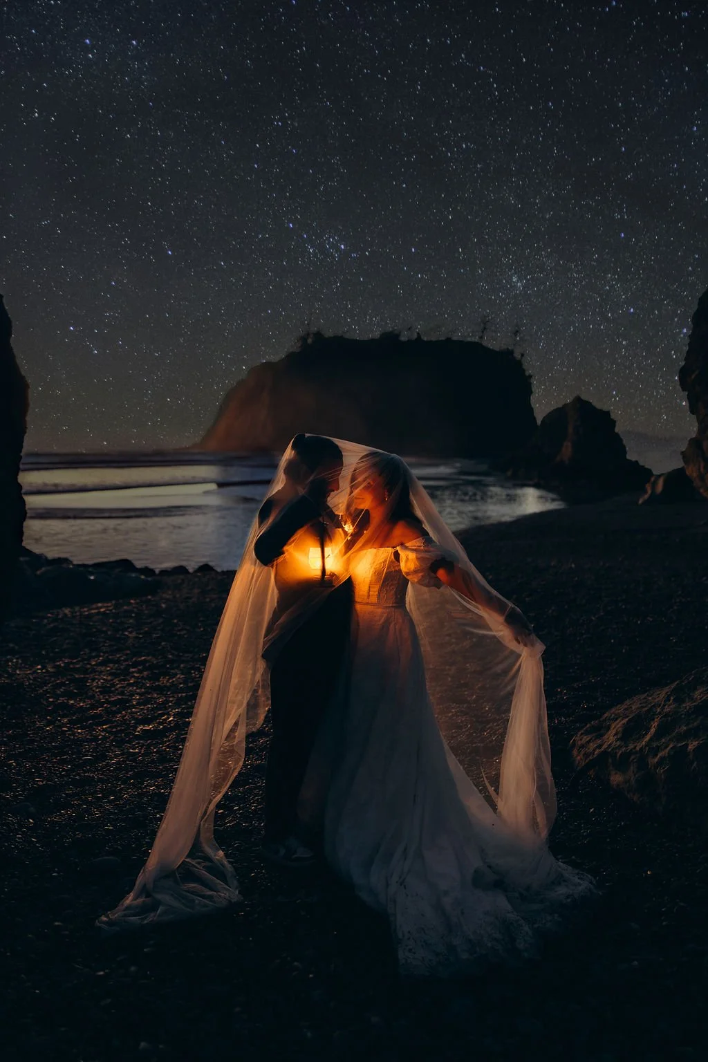 Intimate night elopement on the Washington coast, photographed at Ruby Beach under the stars