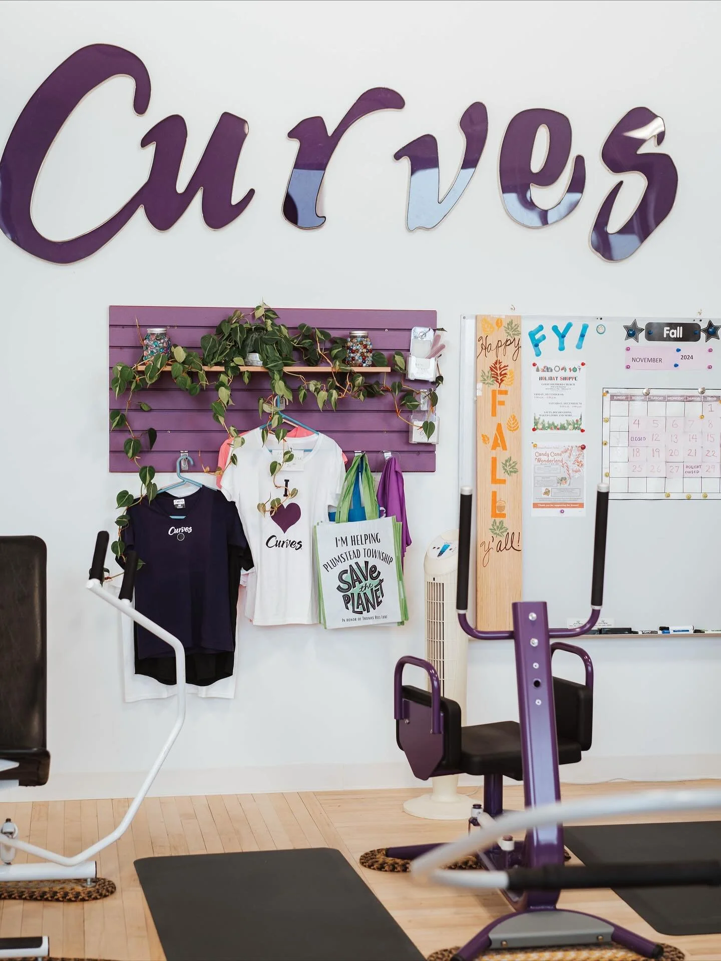 Strengthening Women Inside and Out! 💜 💪🏼Join Curves on the second floor in The Square, Suite 211, and be part of a supportive community built for women.
Call 215-249-3760 to sign up today! ✨
#dublintowncenter #curves #dublinpa #fitnesscenter #wo