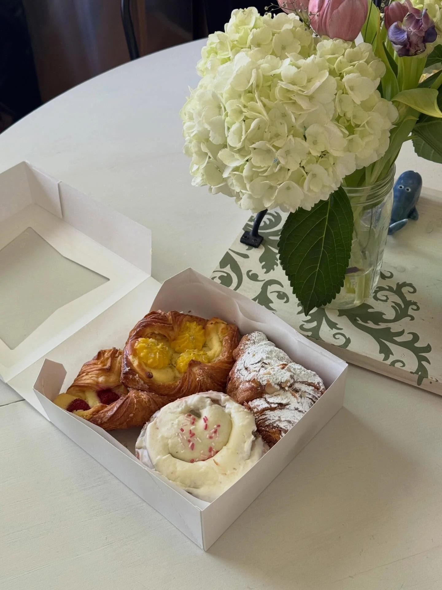 Start your weekend off sweet with @sprig.dessertbakery 🧁&amp; don&rsquo;t forget to stop by Pastry Saturday tomorrow at The Square! 🌱🪻