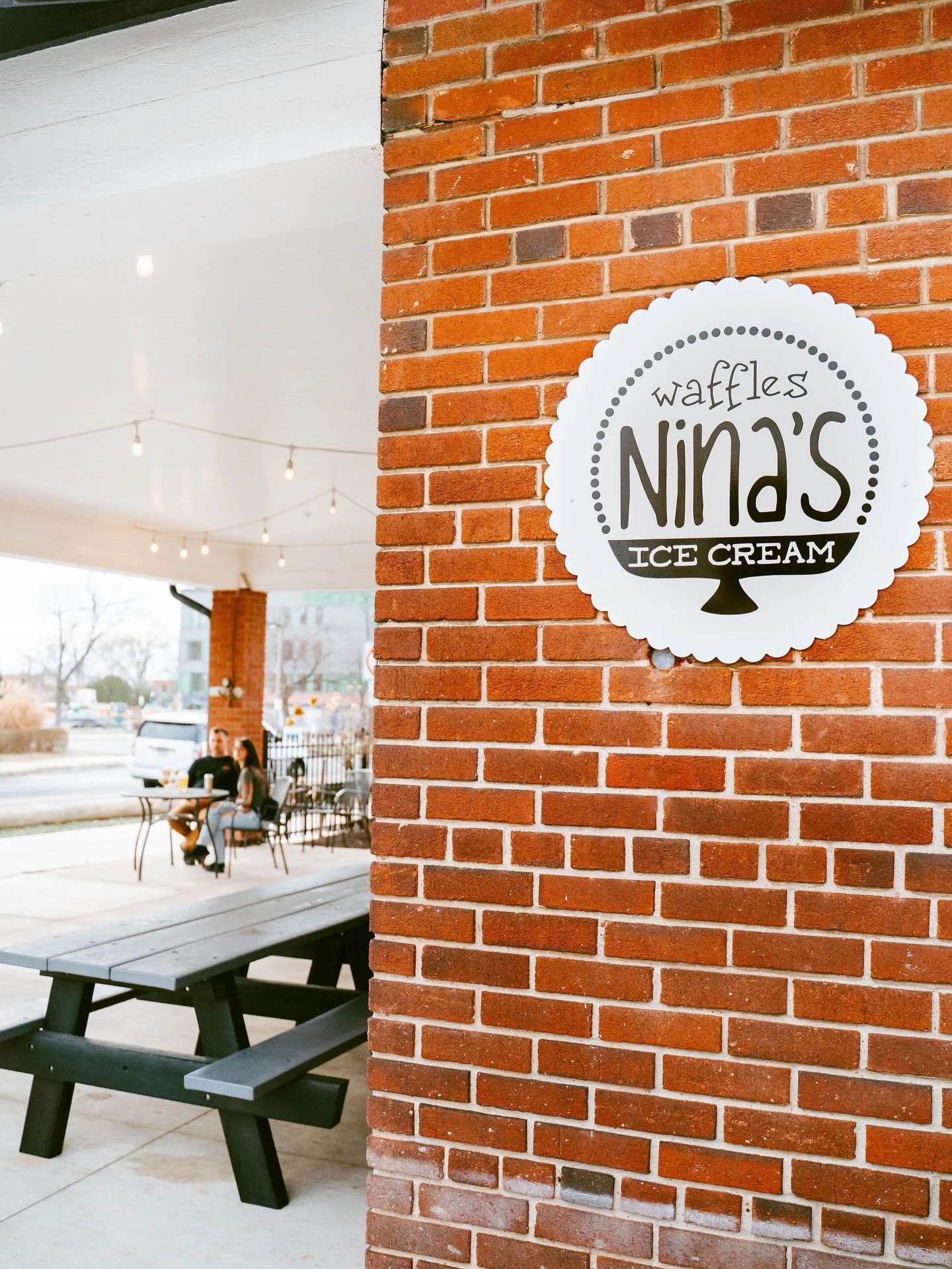 ☀️Warm weather = ice cream runs!!

Meet you at @ninaswaffles 🍦🧇