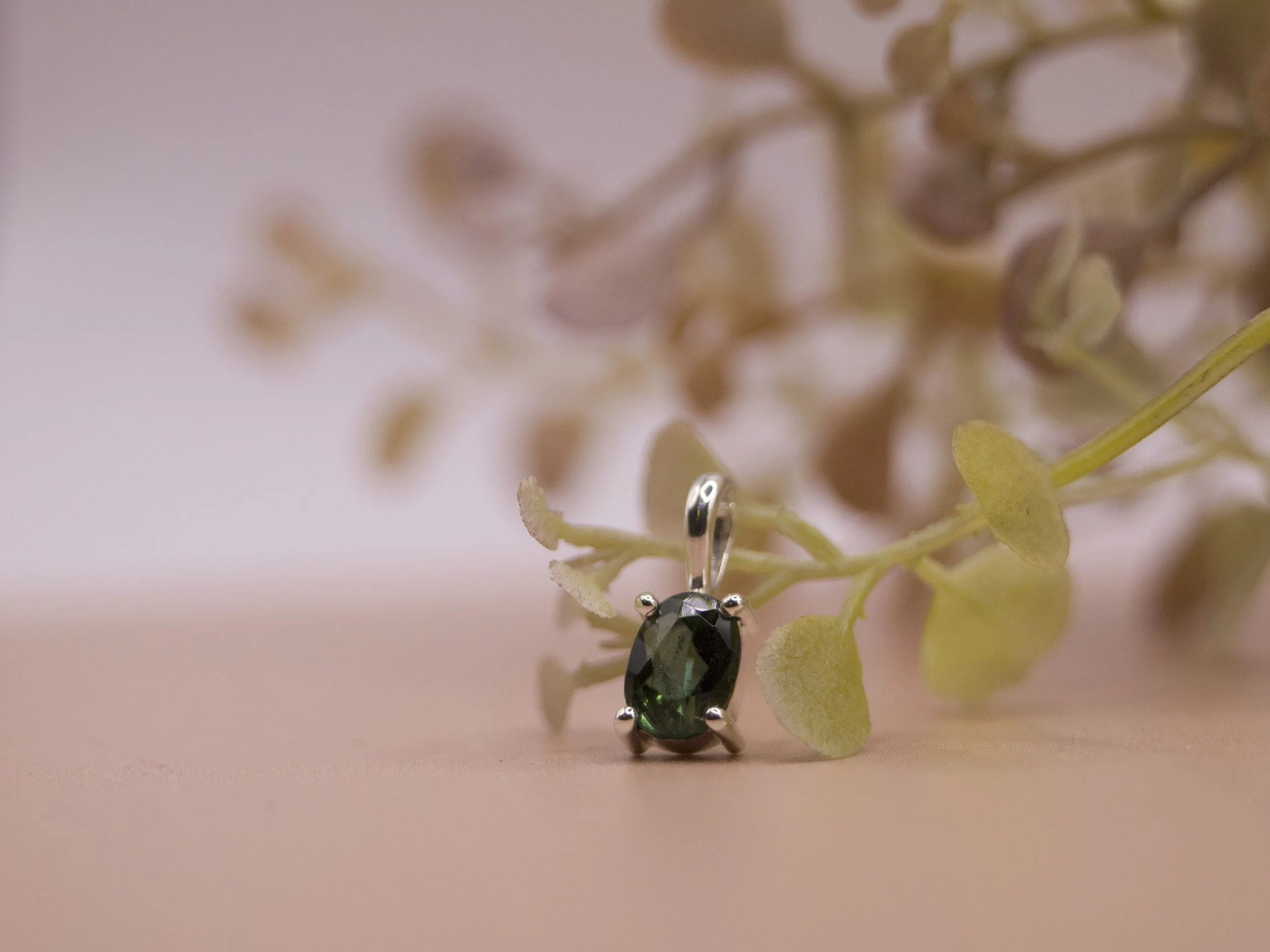 Pendentif réalisé avec la pierre de la cliente