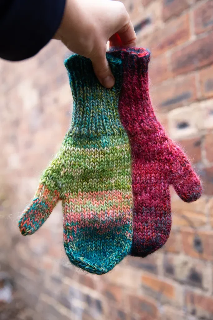 TheWorldsSimplestMittens-TCK-0253.webp