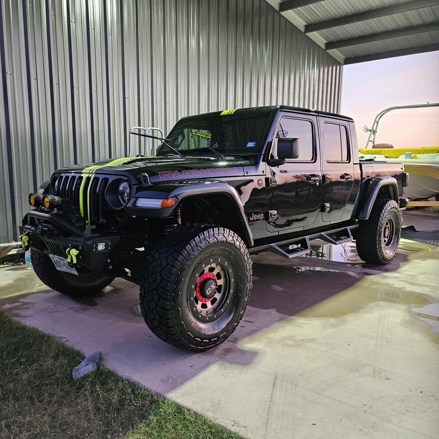 2022 Jeep Rubicon with a Full Interior Detail to remove a mountain of sand and a Express Detail (Exterior) to dial it in before the next beach trip!

If you are in need of a premium mobile detailing service. Contact us today to book your appointment!