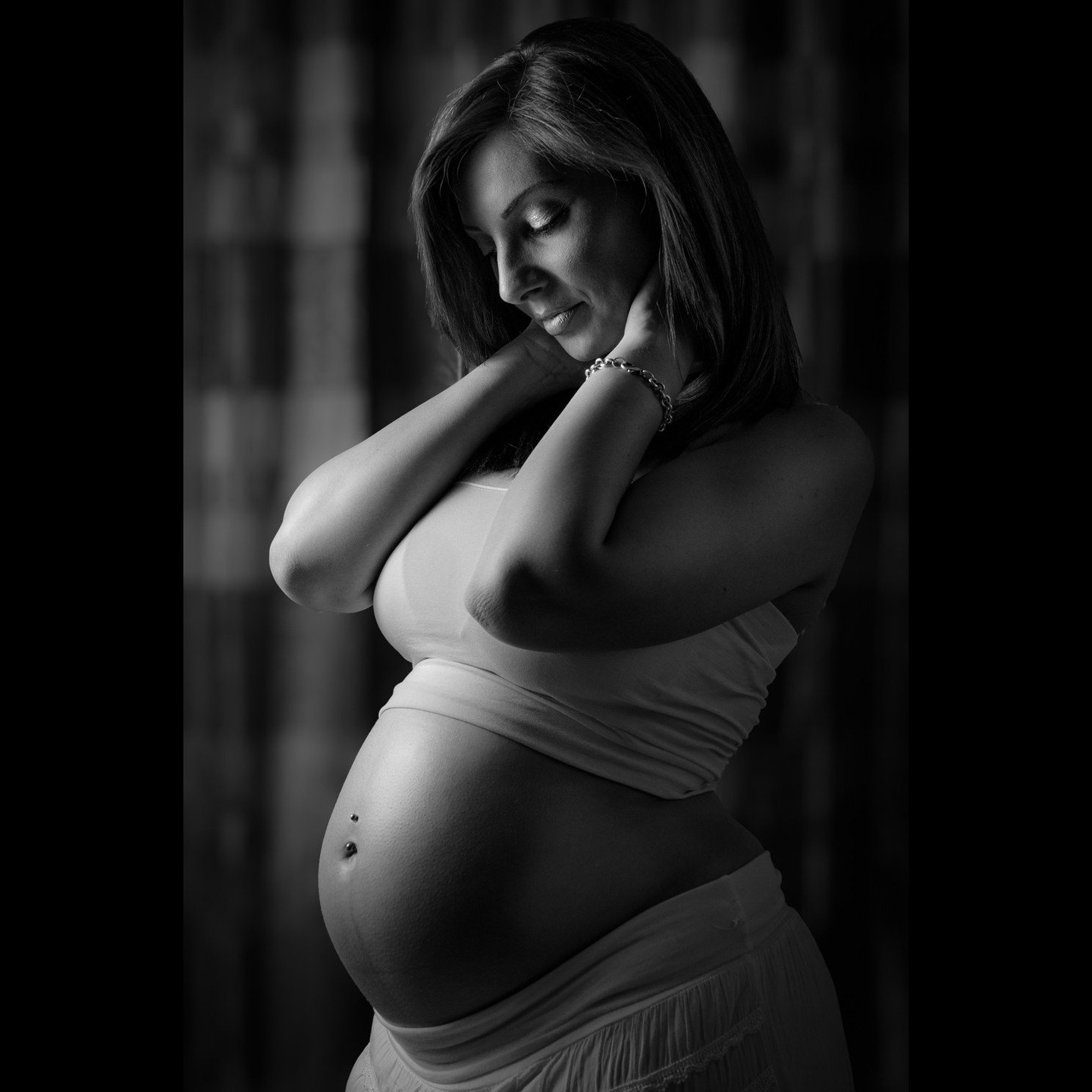 An older shot with this beautiful mom who had a very natural predisposition to posing.
We had a great time shooting together.

The miracle of life is something no man can fully comprehend. 

Shot on #Nikon #D800 and Nikon 24-70 VR

#maternity #matern
