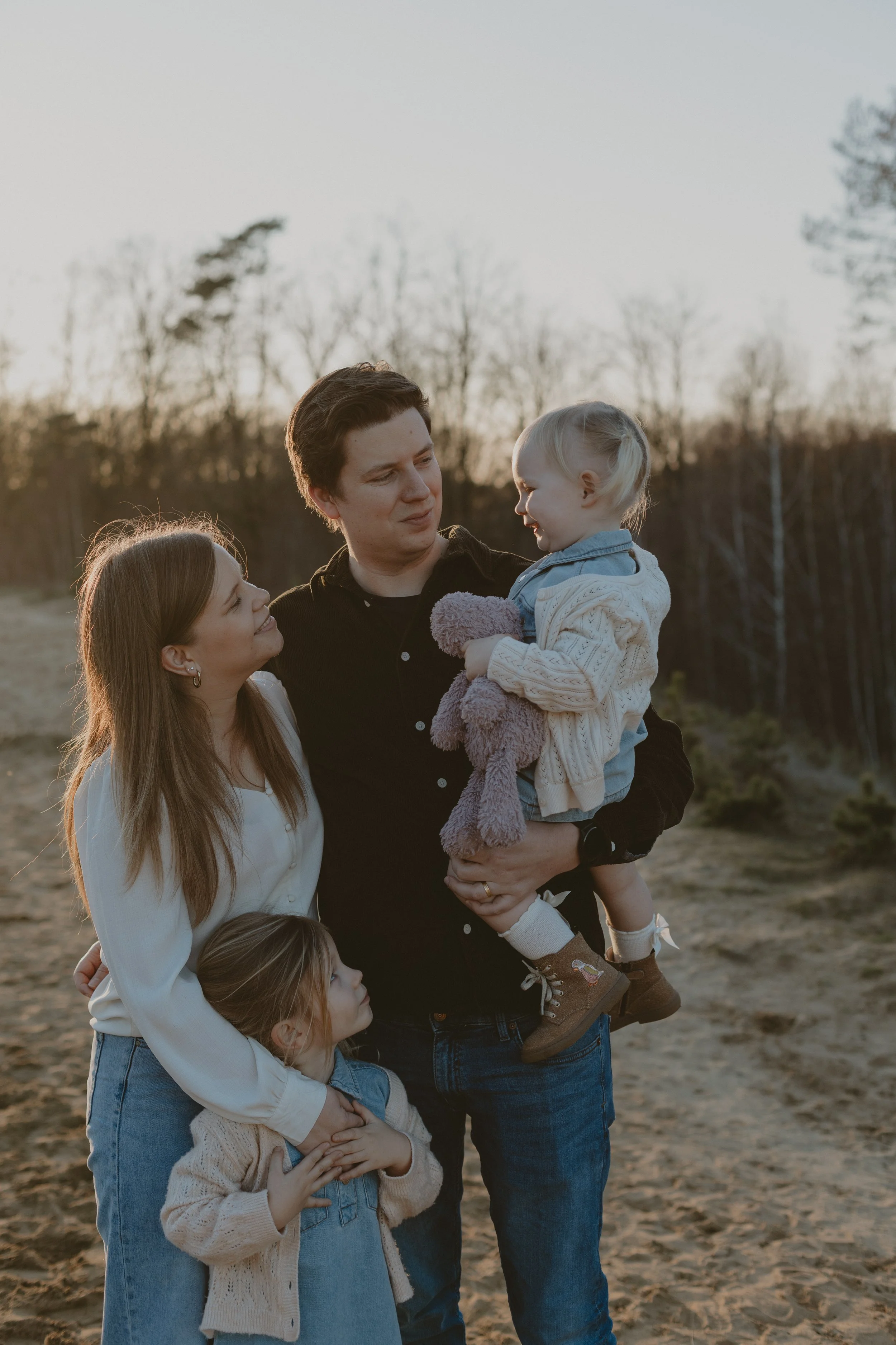 Lizle, Jesse & kids - Pixels Jv-42.jpg