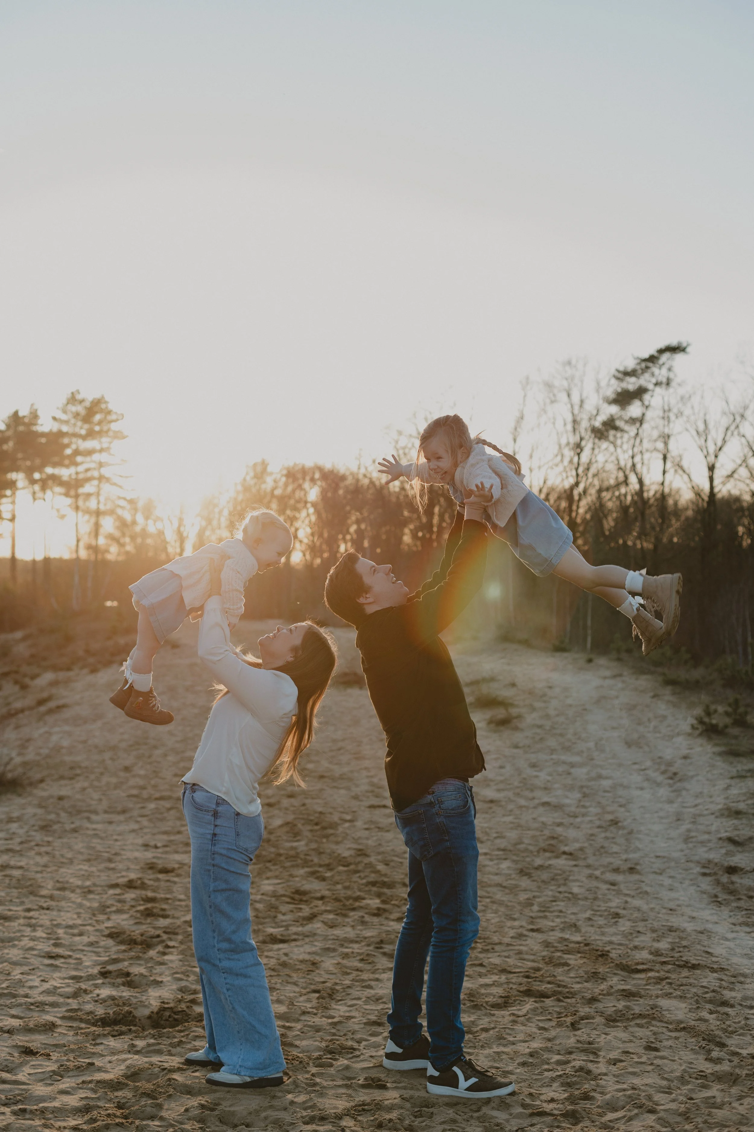 Lizle, Jesse & kids - Pixels Jv-46.jpg