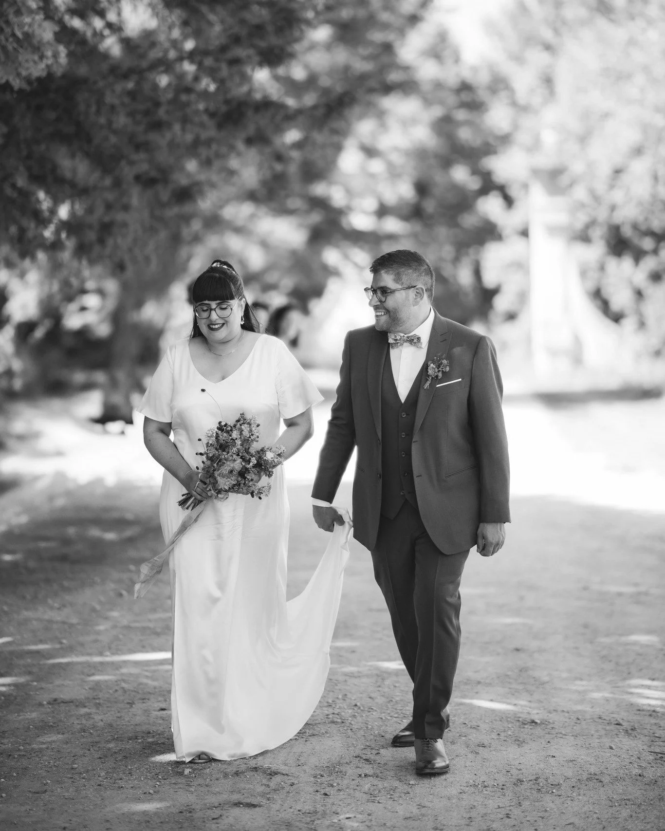 REAL BRIDE // Luce &amp; Bashar 

For her ch&acirc;teau wedding in France, Luce chose a custom gown crafted from airy silk satin, featuring a soft V-neckline, delicate butterfly sleeves and an elongated train. 

My dearest Luce, from the first moment
