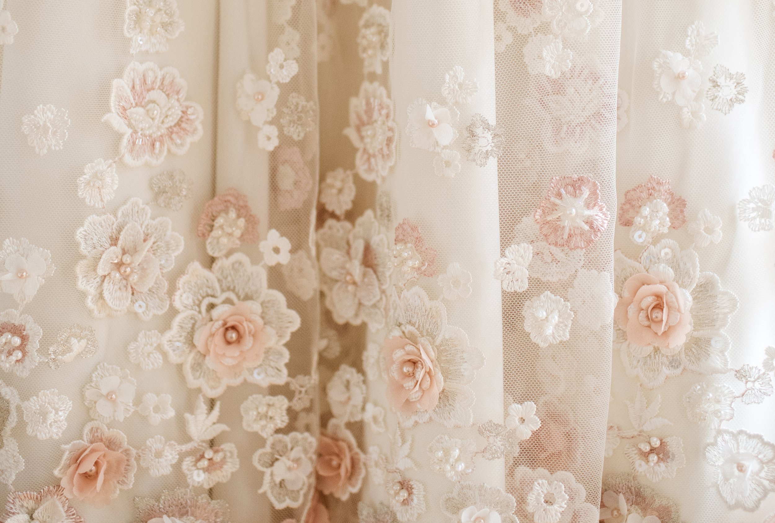 KLADEK-Real-Bride-Sara2.jpg