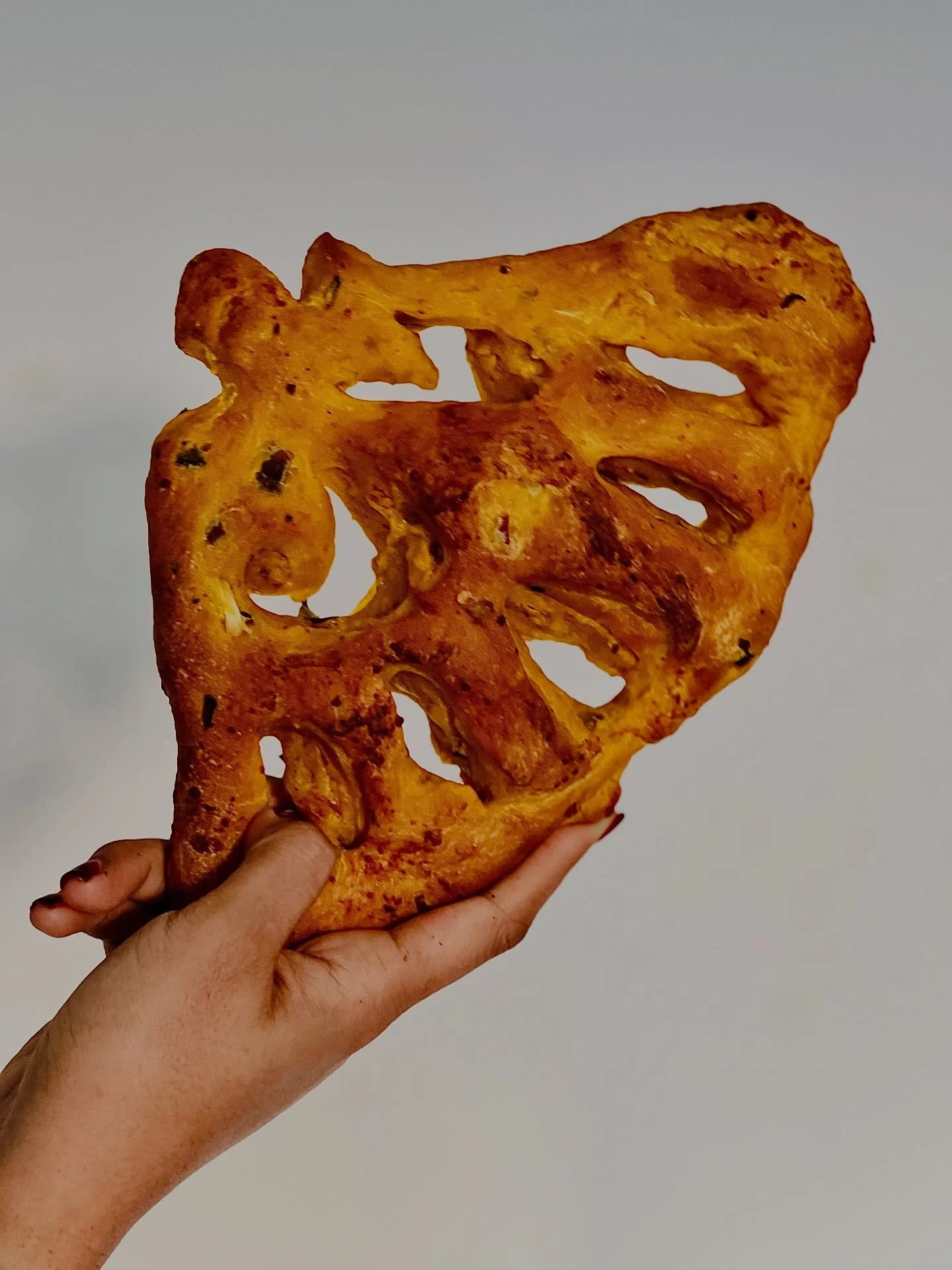 👻 HAPPY HALLOWEEN 🎃

May your day be full of treats, cozy chills, and carbs that haunt your cravings in the best way.

Still dreaming about this Pumpkin Curry Fougasse Ghoul &mdash; a pumpkin bread of my spooky-season dreams - Roasted kabocha squas