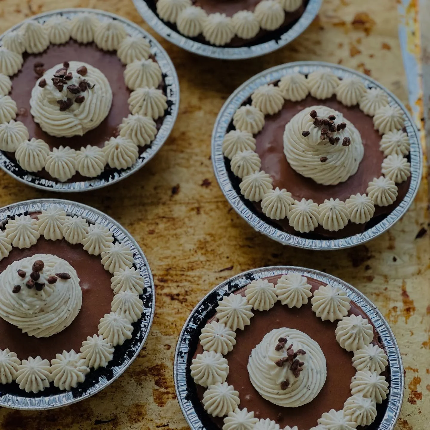 HŌJICHA FRENCH SILK PIE 🍵🍫

Buttery chocolate cookie crust, silky dark chocolate mousse, and Hōjicha whipped ganache crowned with cacao nibs. Deep, roasted, and quietly luxurious.

This Thanksgiving Drop is deeply personal &mdash; it&rsquo;s dedica