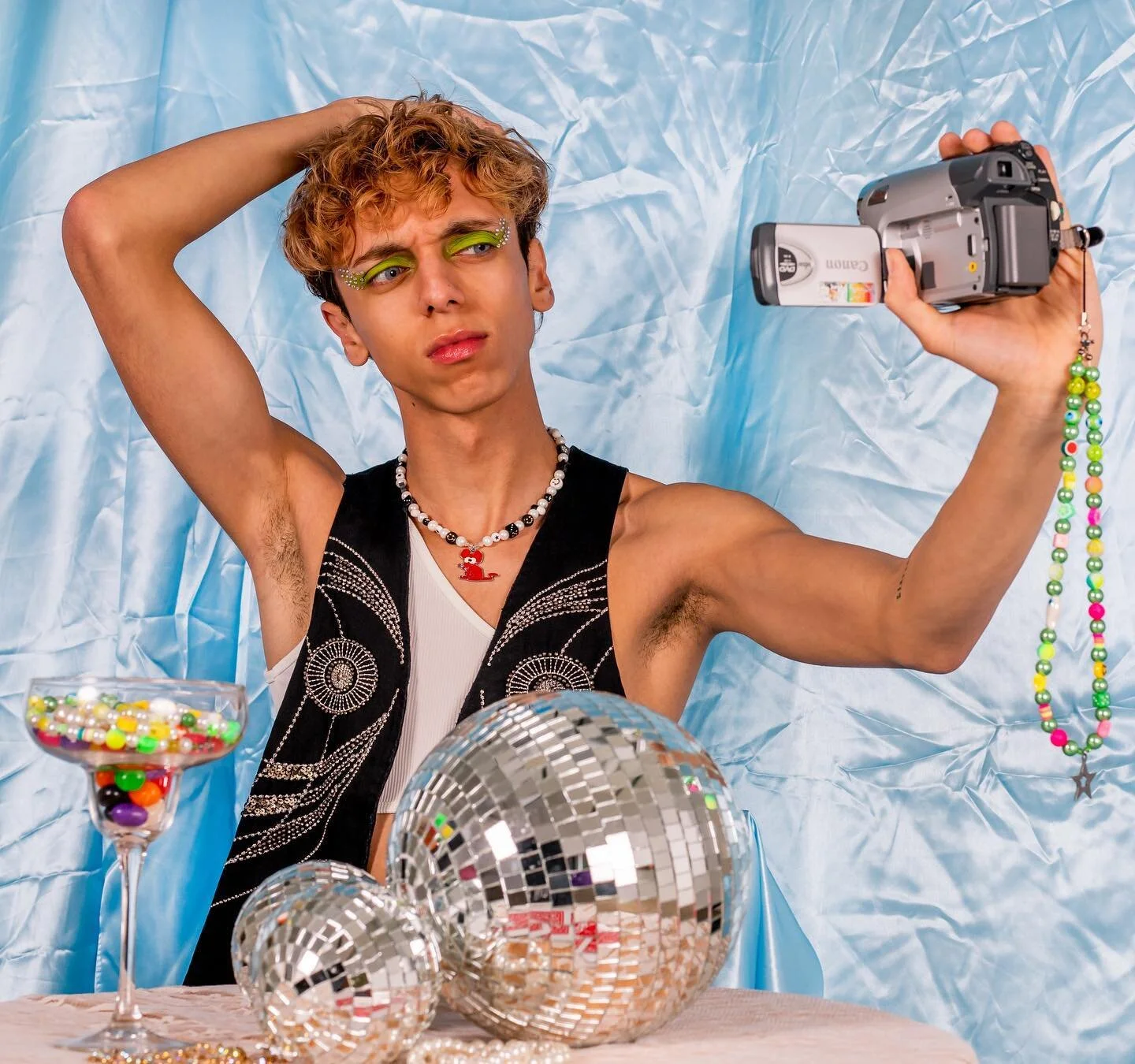 Not only for your phone! Personalize virtually anything and make it your own! 🌿🍄☁️💐🐿 

.
.
.

Producer: @phongsaintjames
Creative Director: @Sammyybranch
Photo: @Sammyybranch
Photo Asst: @jmunroe16
Stylist: @romanlettuce
MUA: @miss_melanieelizabe