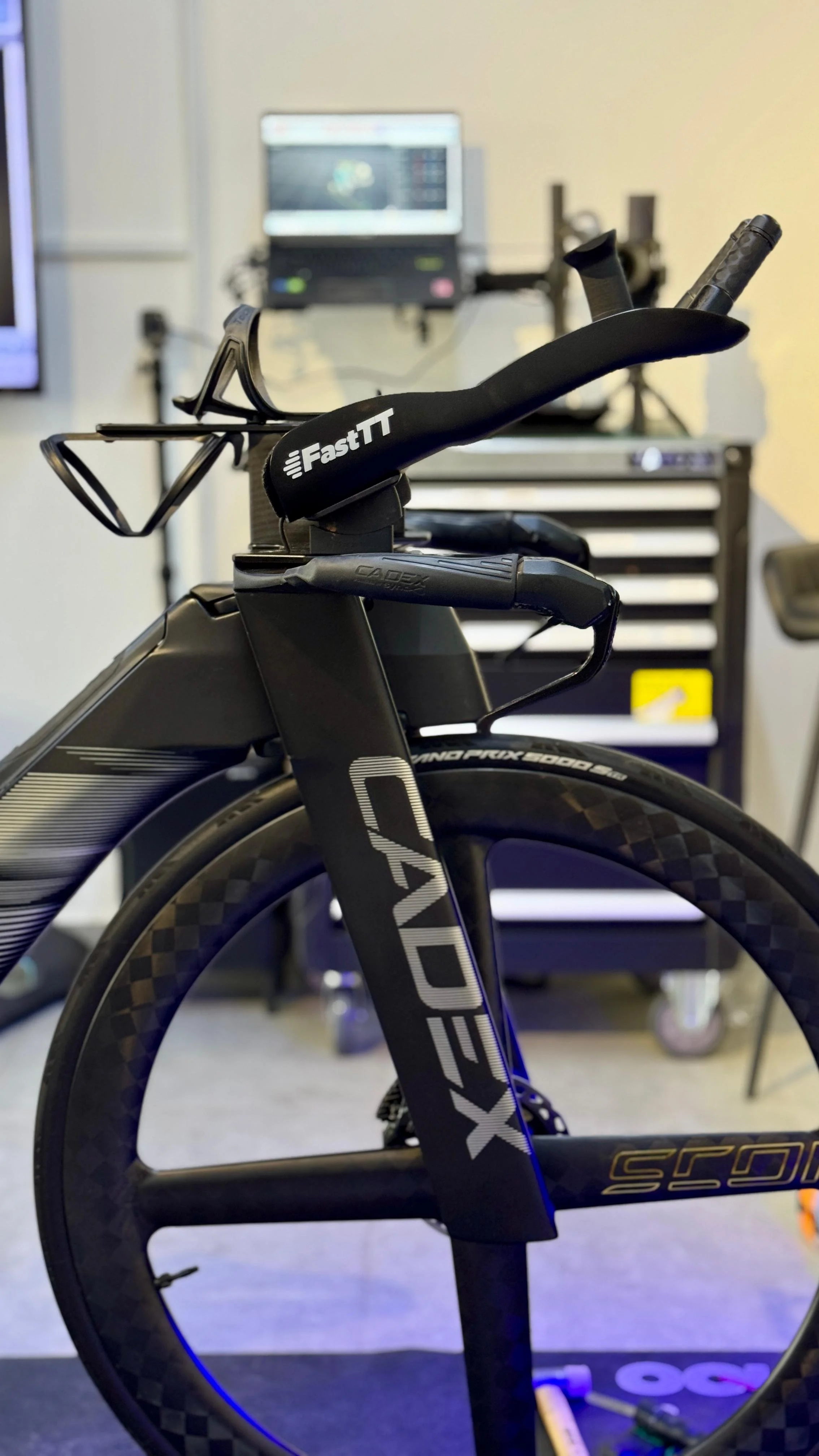 Cadex Tri Fast TT with double bottle BTA setup 