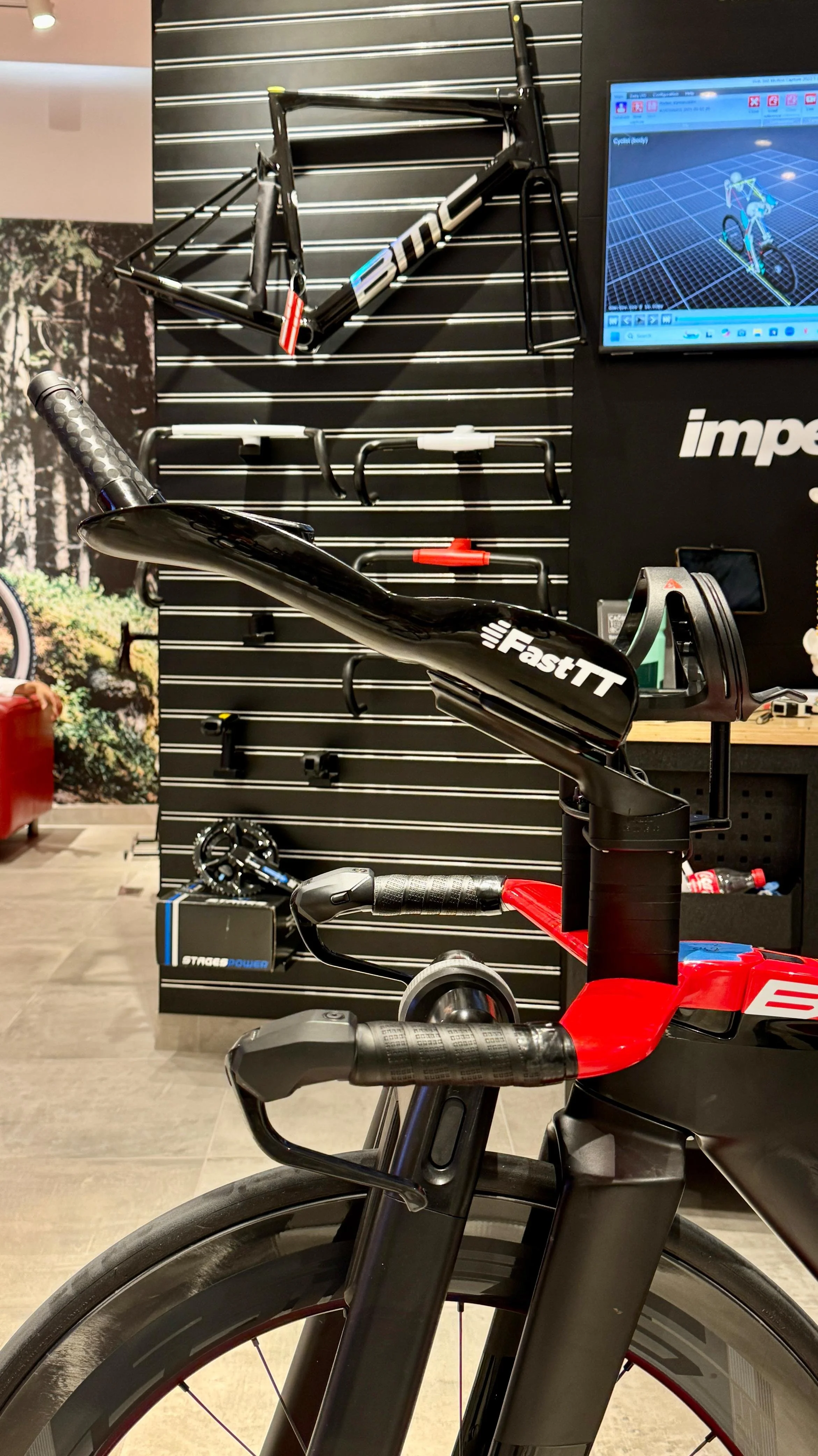BMC Speedmachine Fast TT with single bottle BTA setup