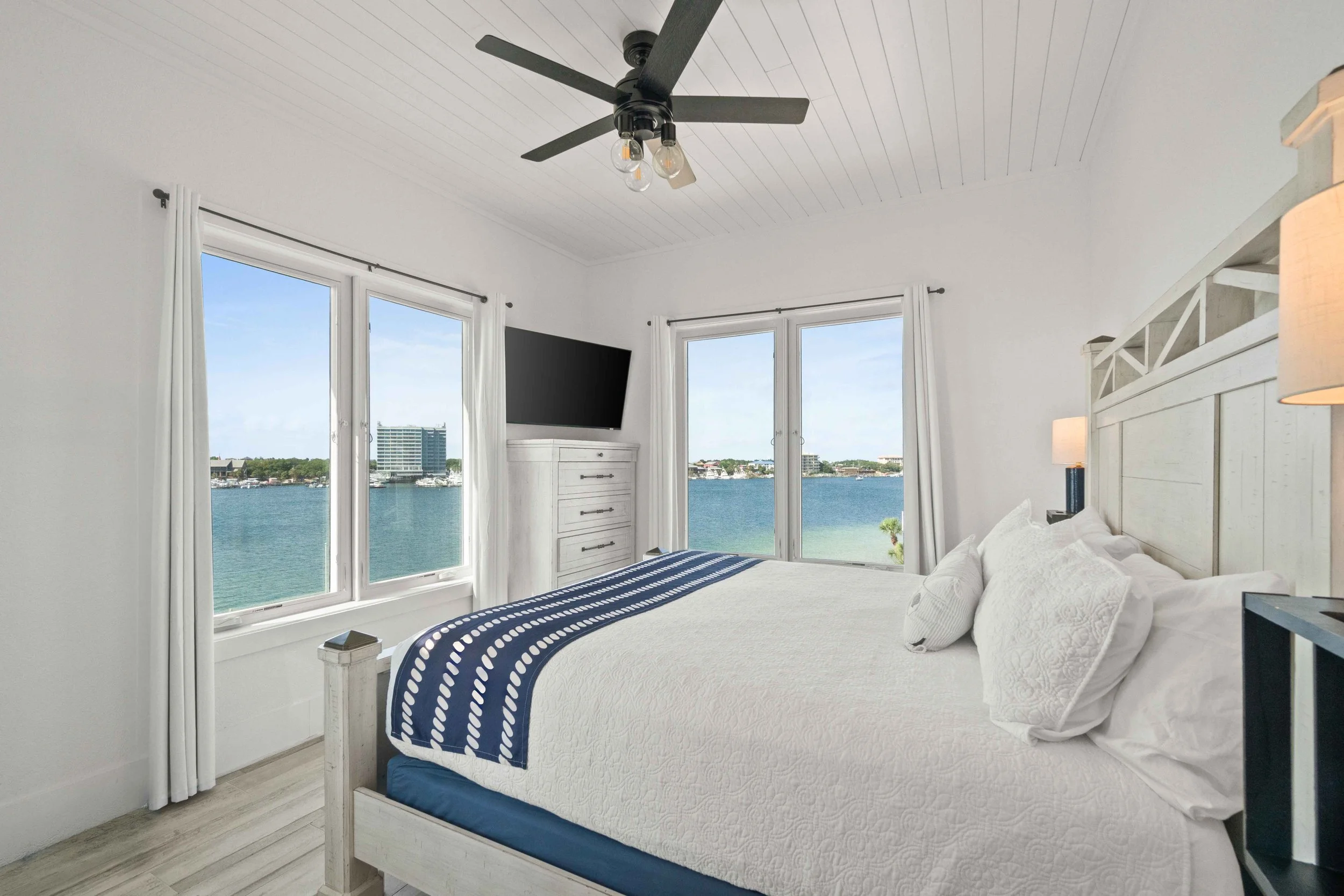 Bedroom photo with breathtaking views of Destin's harbor 
