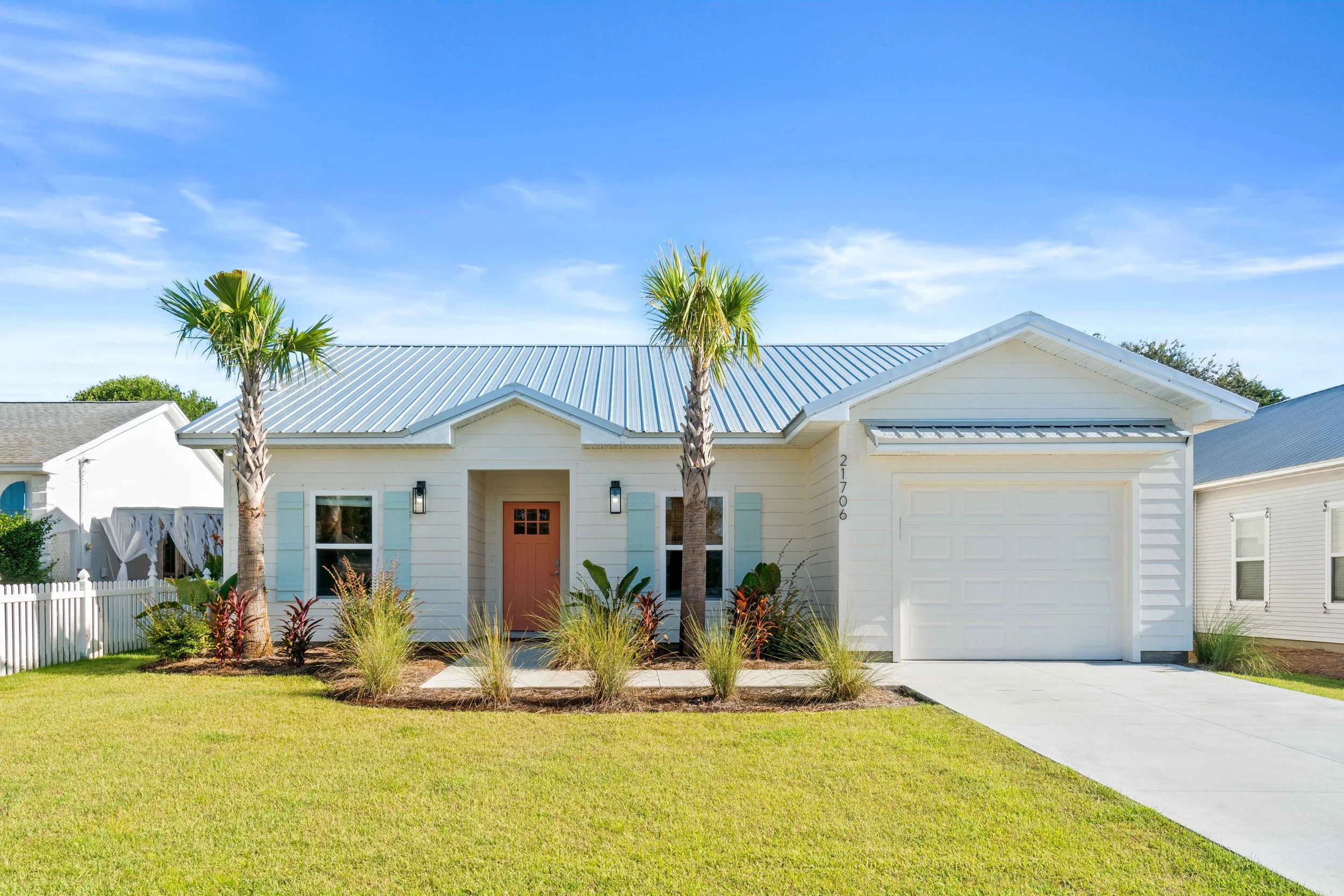 Exterior Photo of a vacation rental in Panama City beach Florida