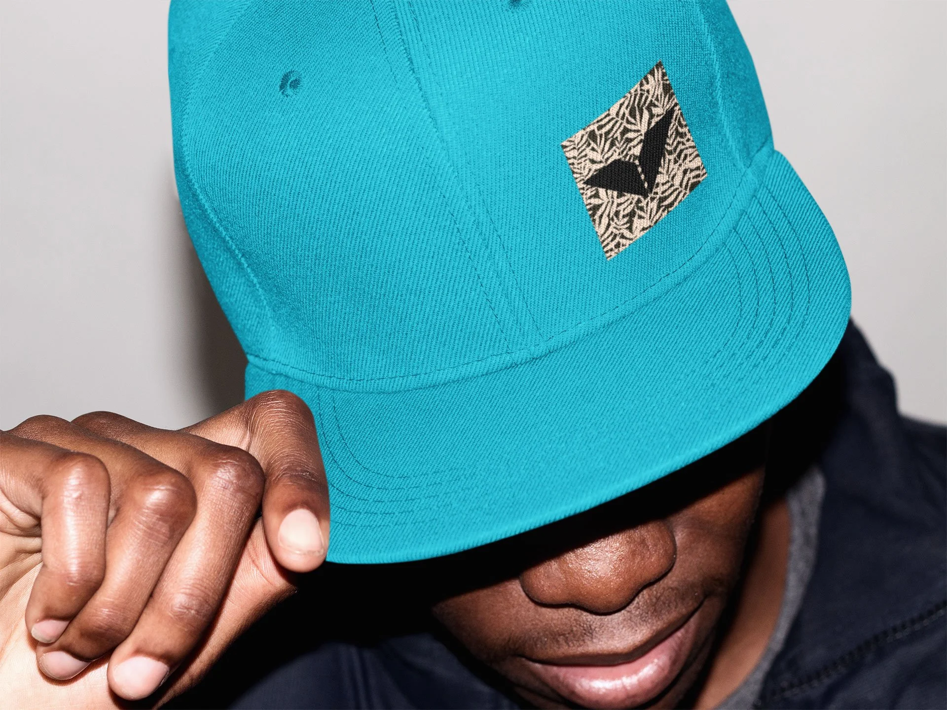 VOLTARI-snapback-blue-02.jpg