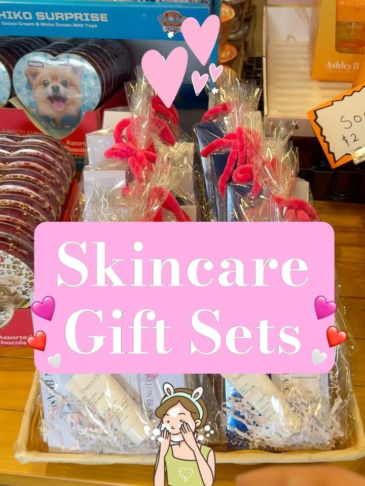 We have the *perfect* gift for your Valentine! 🎁💝 Pick from two amazing skincare bundles and treat your valentine and their skin! 🧖&zwj;♀️🧖

&bull;Men&rsquo;s Skincare Gift Set: $29.99 (Original value $52!!)
Contains Ballon Blanc Cleansing Foam, 