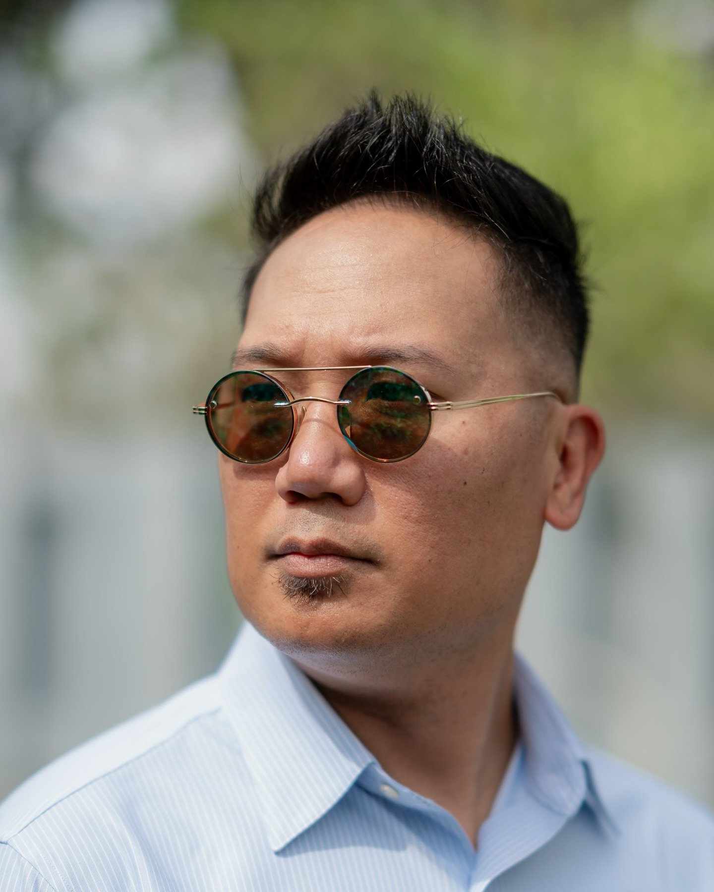 One frame. Two clips. Endless character.

This is KameManNen, precision-made in Japan, built to last a lifetime, and styled for however you&rsquo;re feeling today.

Slide on the brown polarized Chemistrie clip and it&rsquo;s giving quiet confidence, 